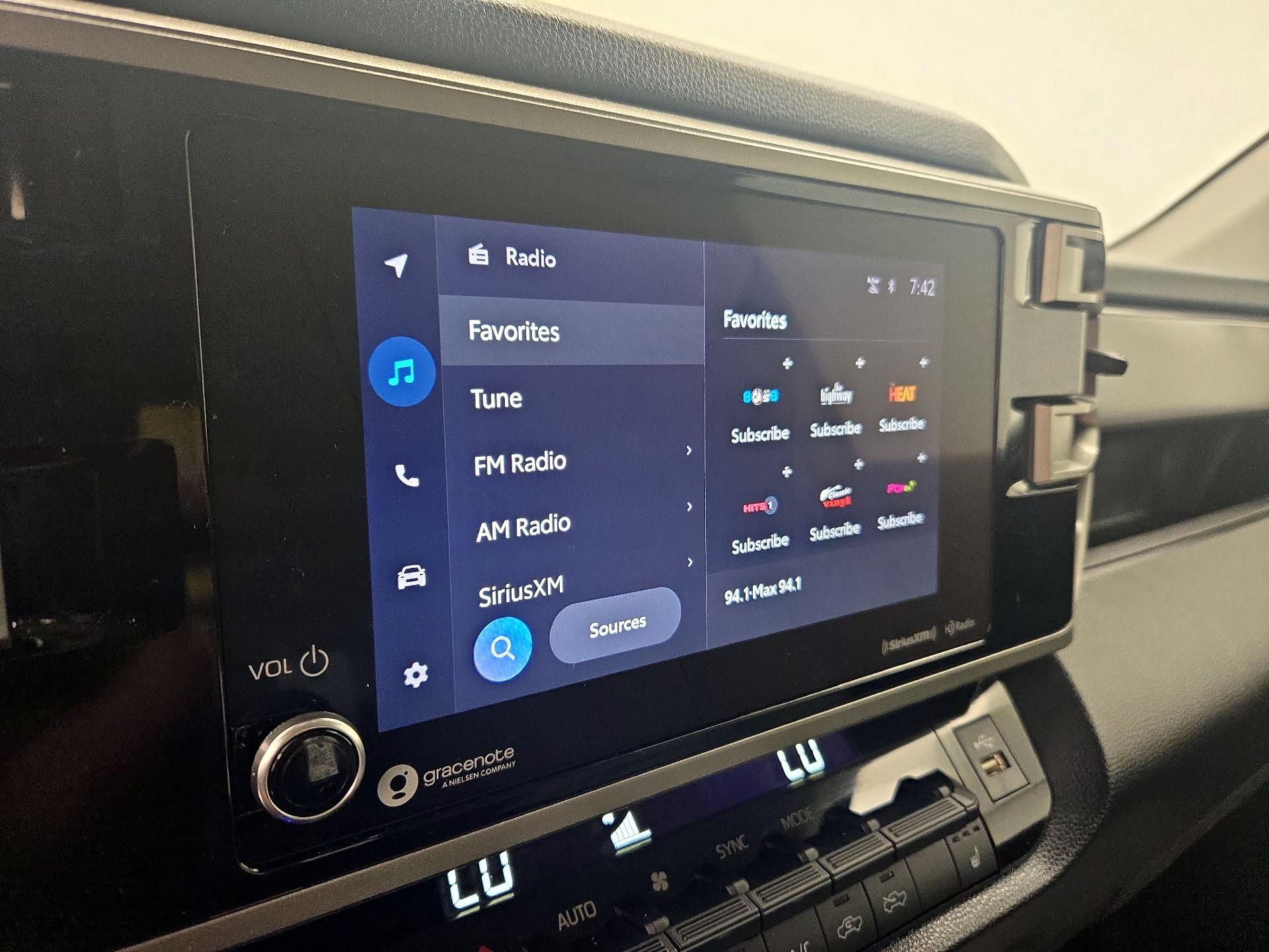 Thumbnail: 2024 Toyota Tundra - 15