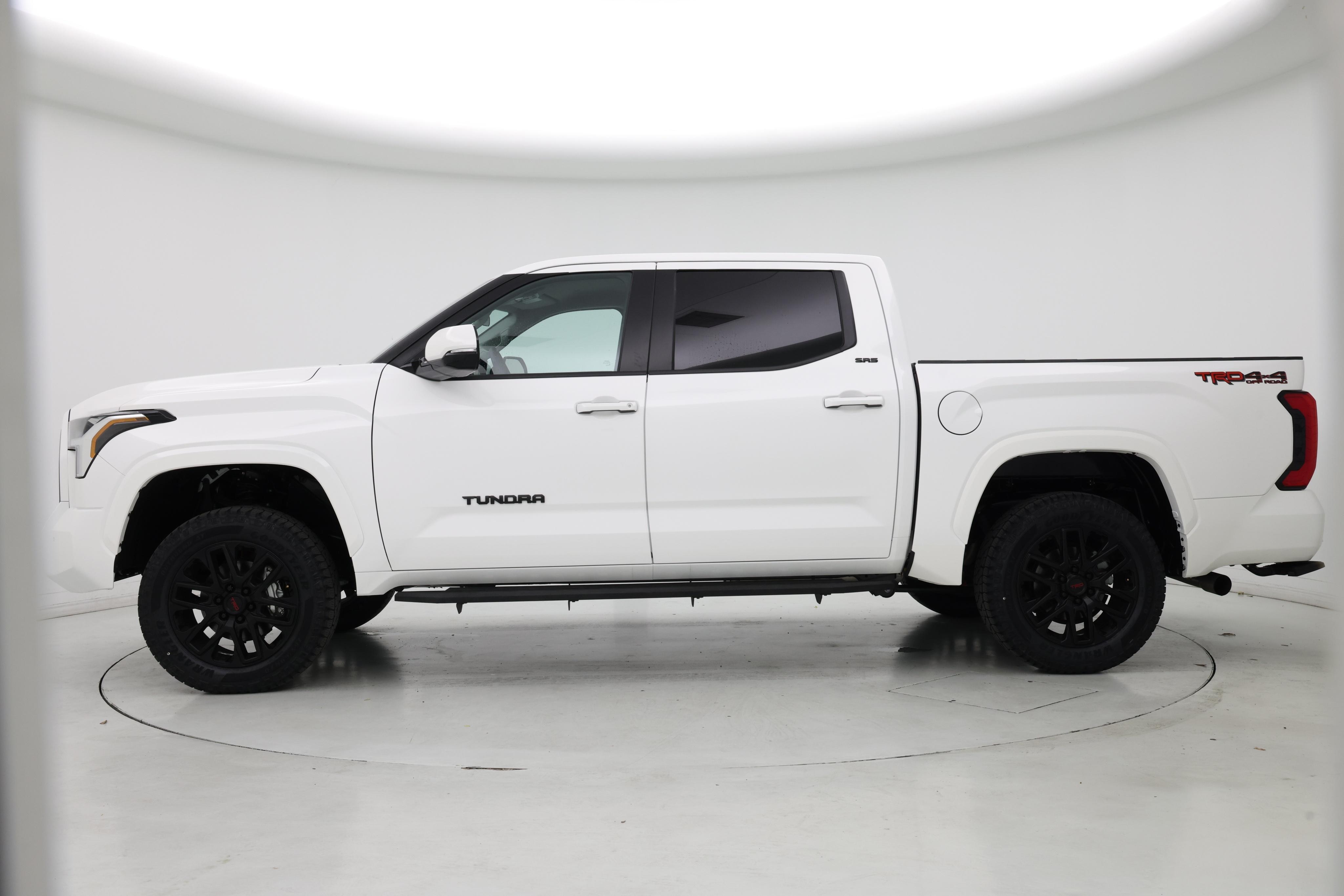 Thumbnail: 2024 Toyota Tundra - 3