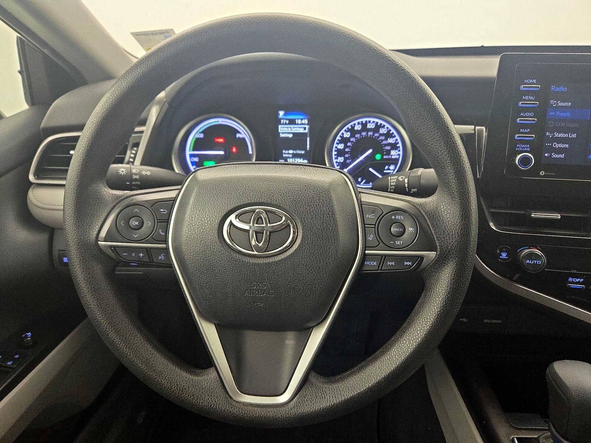 Thumbnail: 2022 Toyota Camry - 10