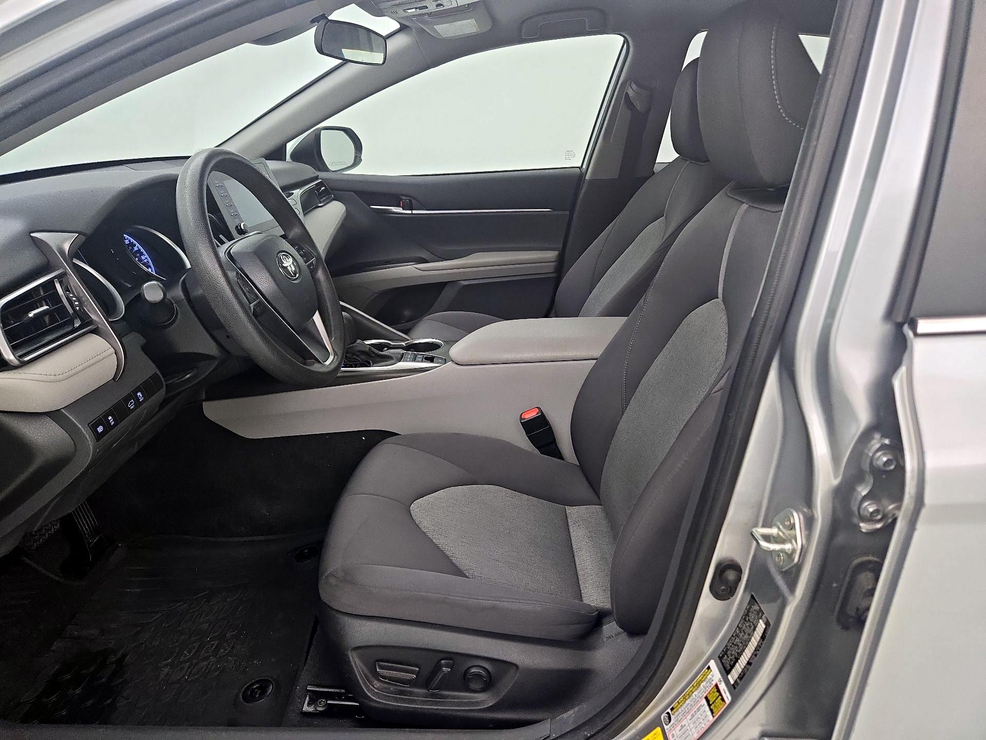 Thumbnail: 2022 Toyota Camry - 11