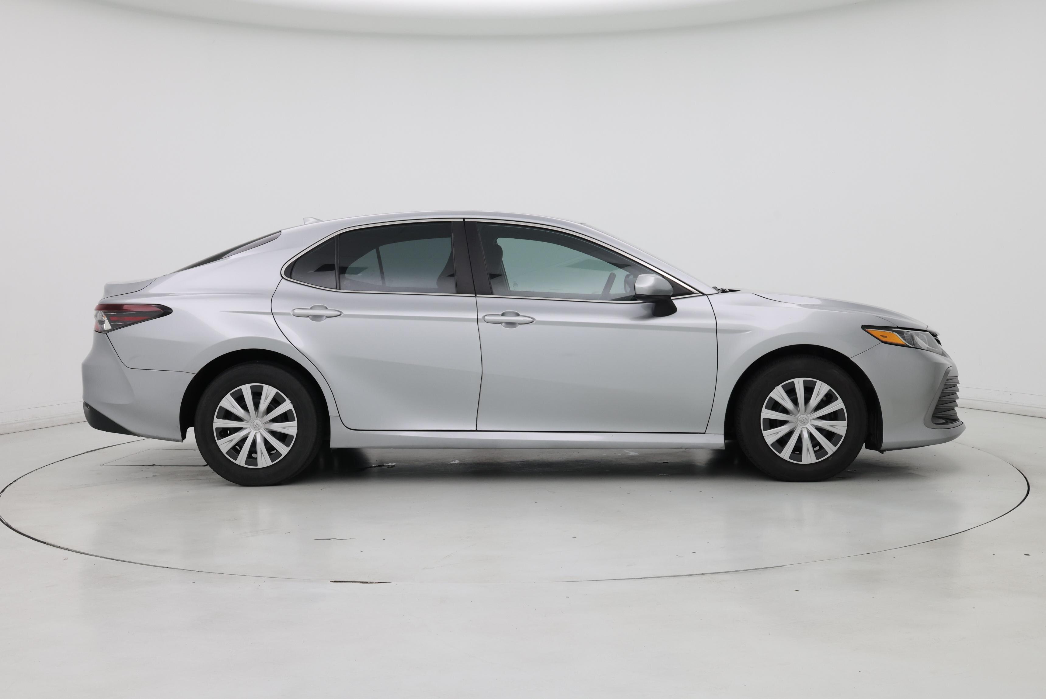 Thumbnail: 2022 Toyota Camry - 7