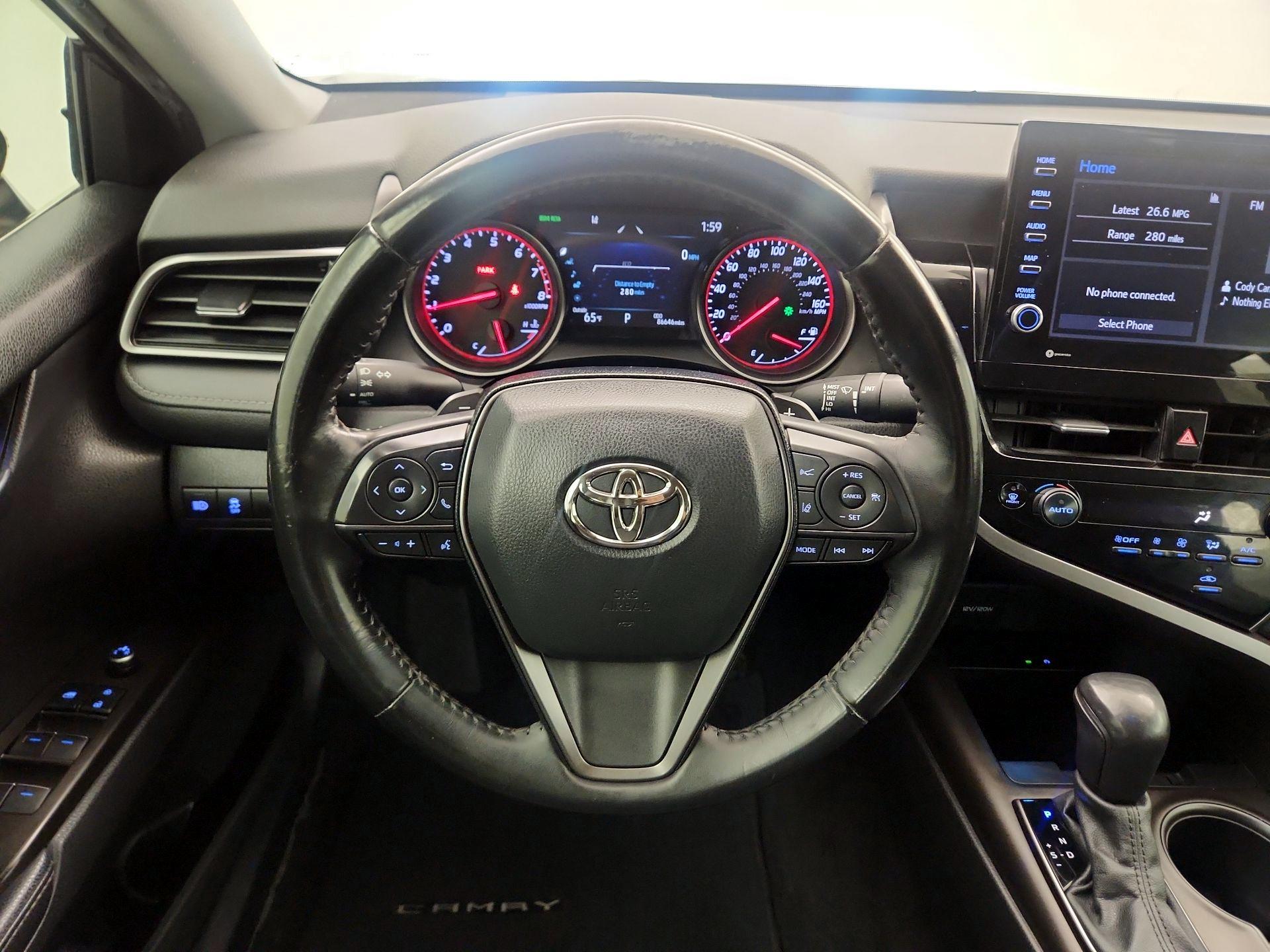 Thumbnail: 2021 Toyota Camry - 10