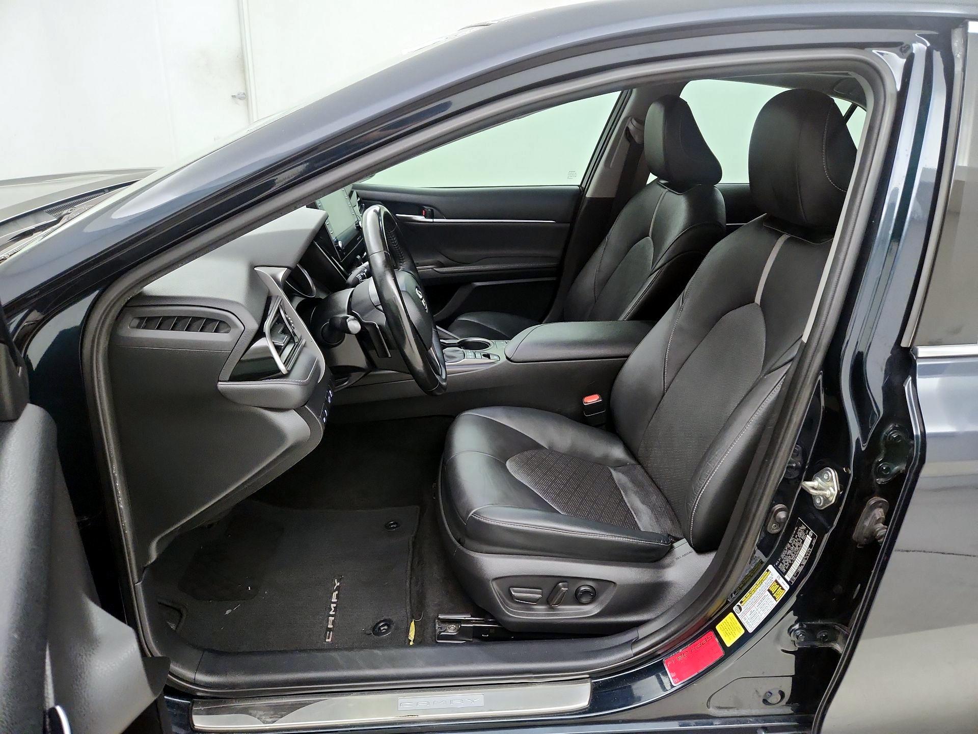 Thumbnail: 2021 Toyota Camry - 11