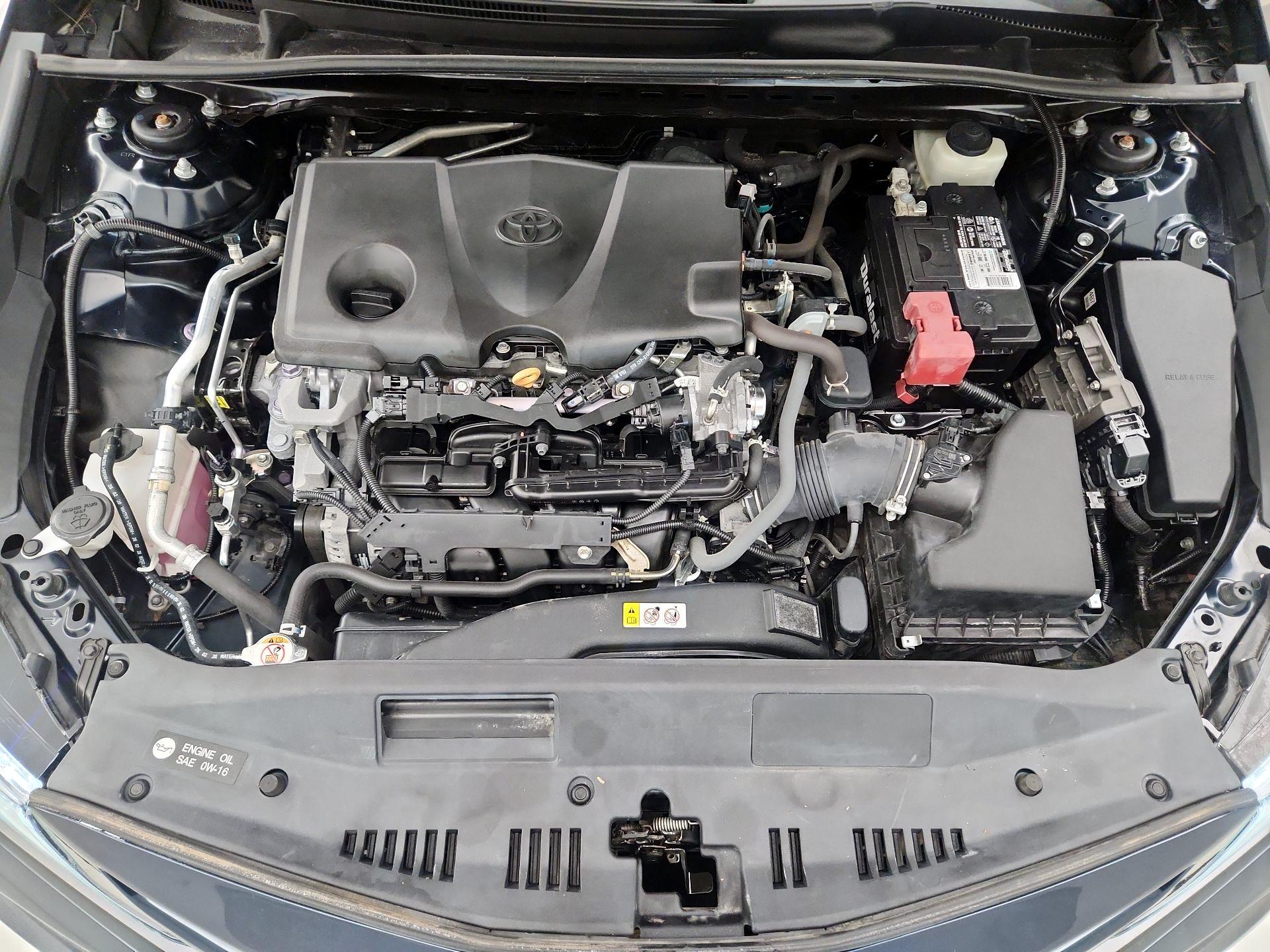 Thumbnail: 2021 Toyota Camry - 17