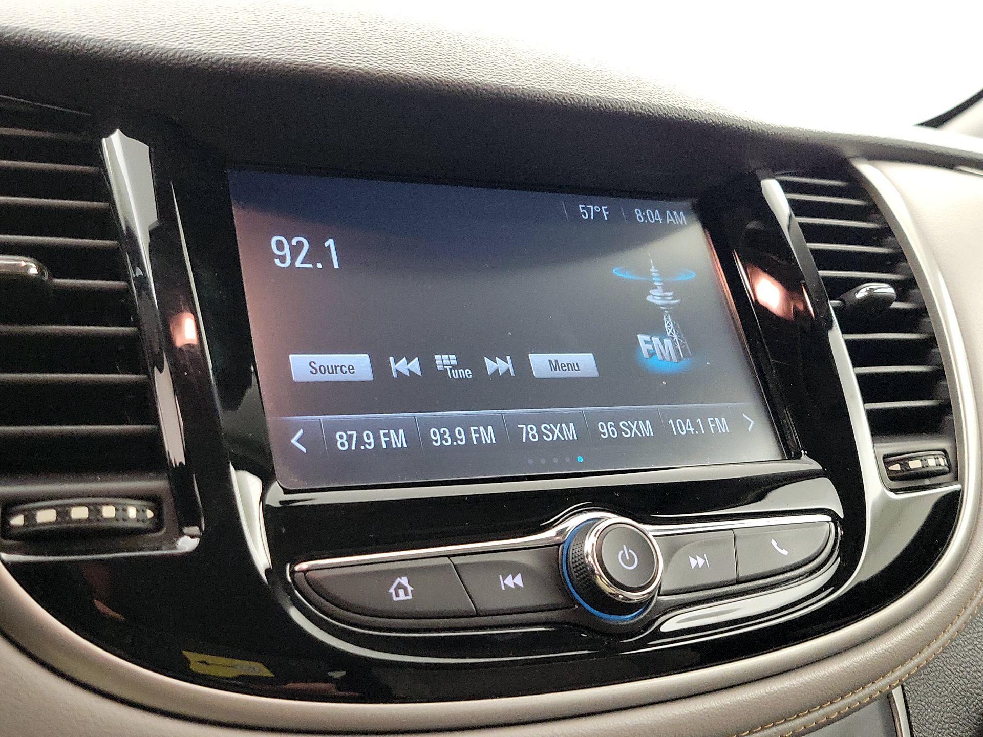 Thumbnail: 2017 Chevrolet Trax - 15