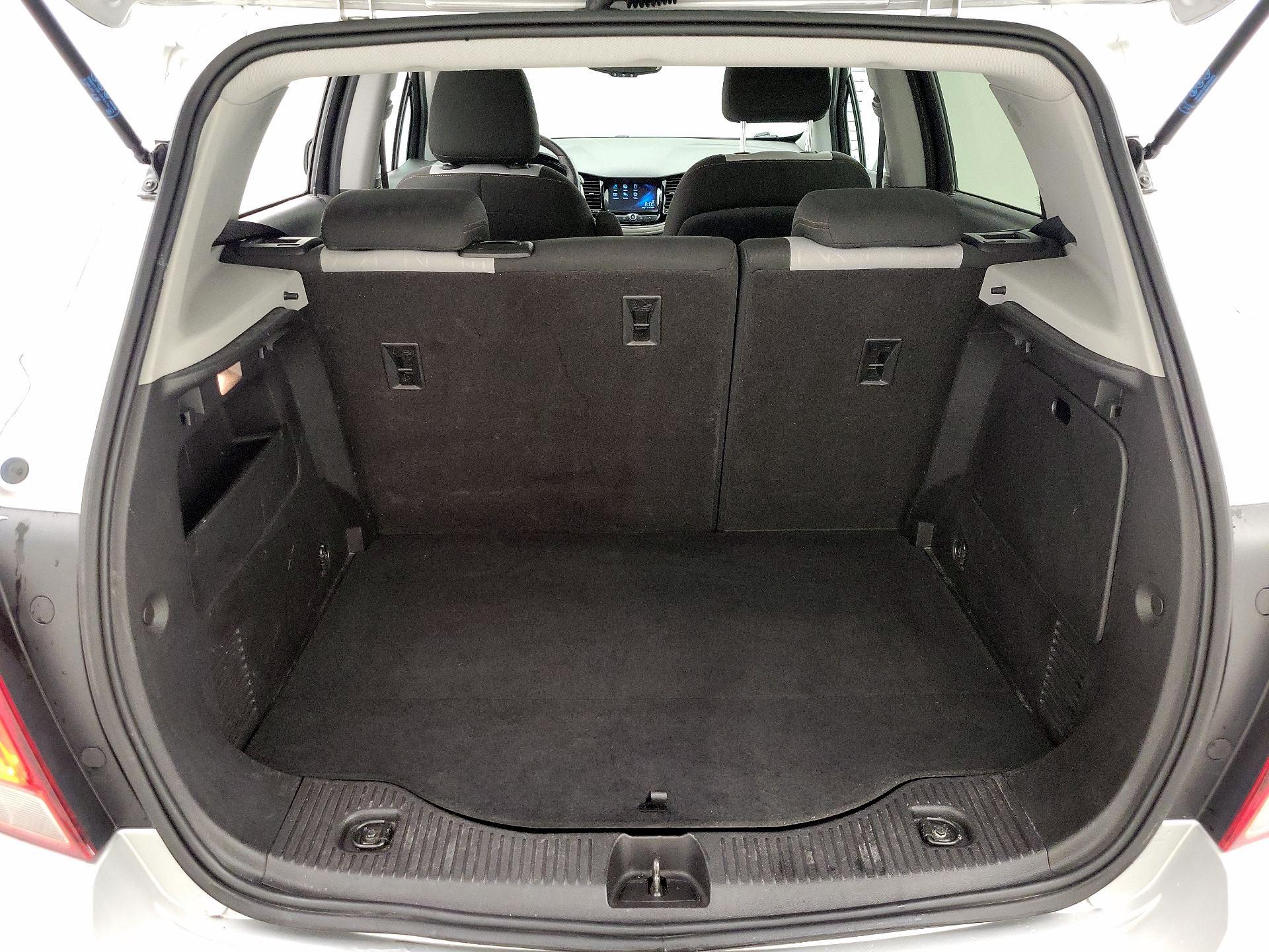 Thumbnail: 2017 Chevrolet Trax - 20