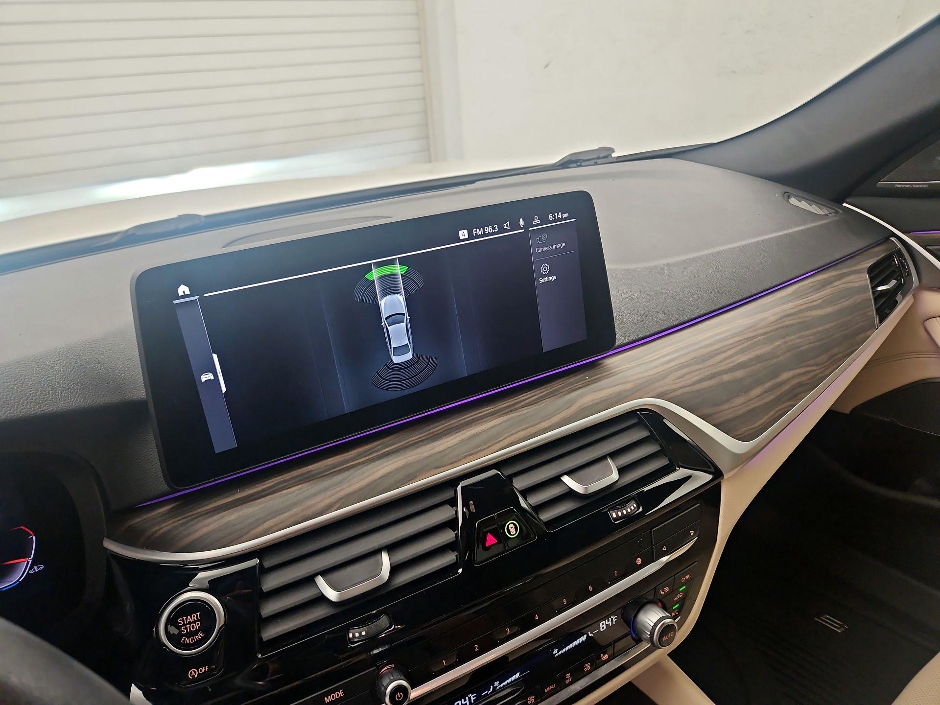 Thumbnail: 2023 BMW 5 Series - 13