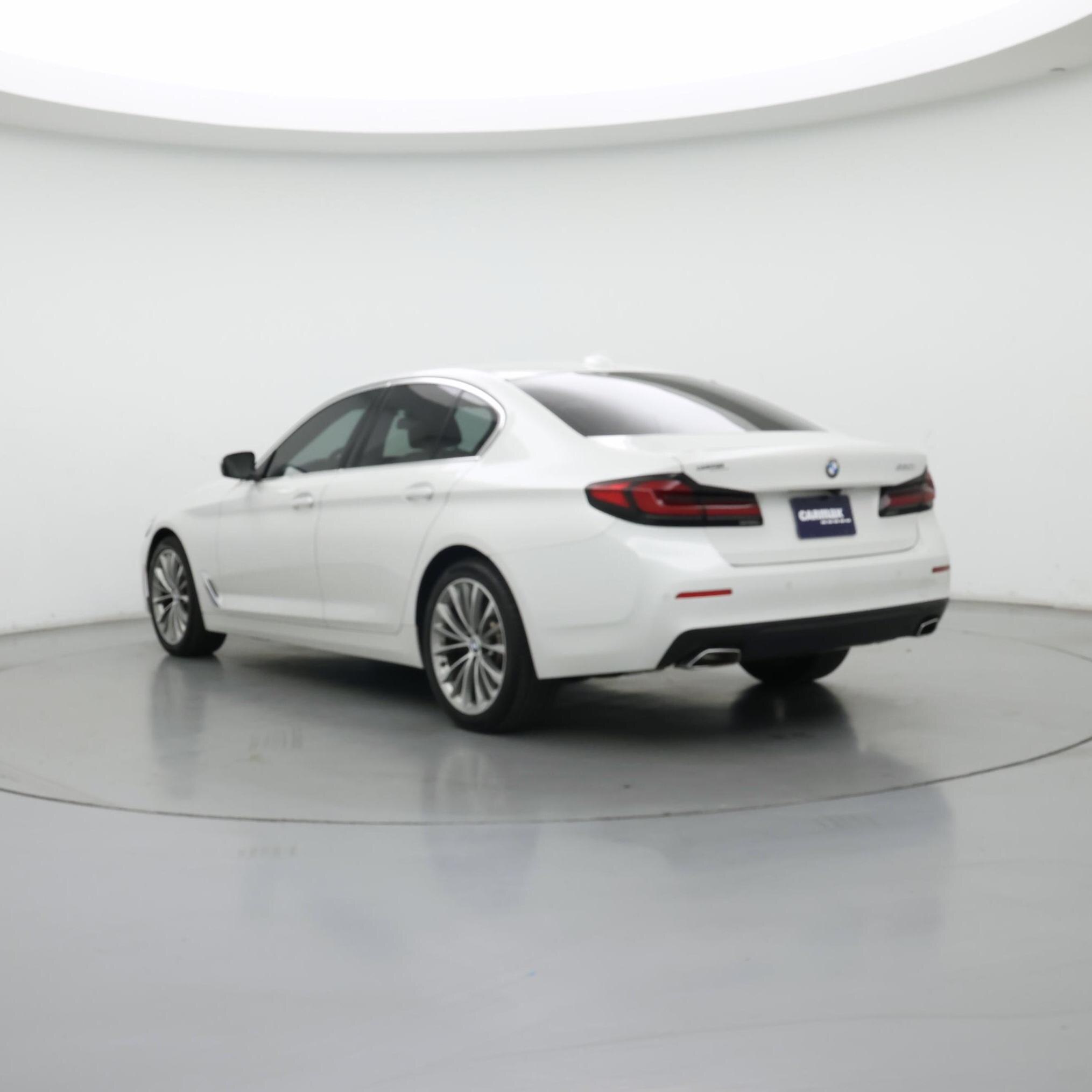 Thumbnail: 2023 BMW 5 Series - 2