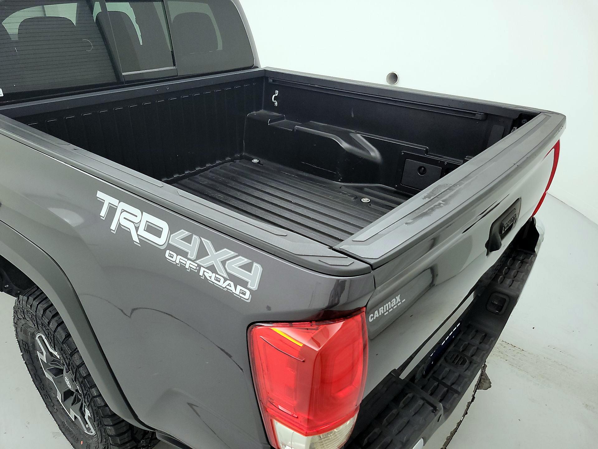Thumbnail: 2023 Toyota Tacoma - 20