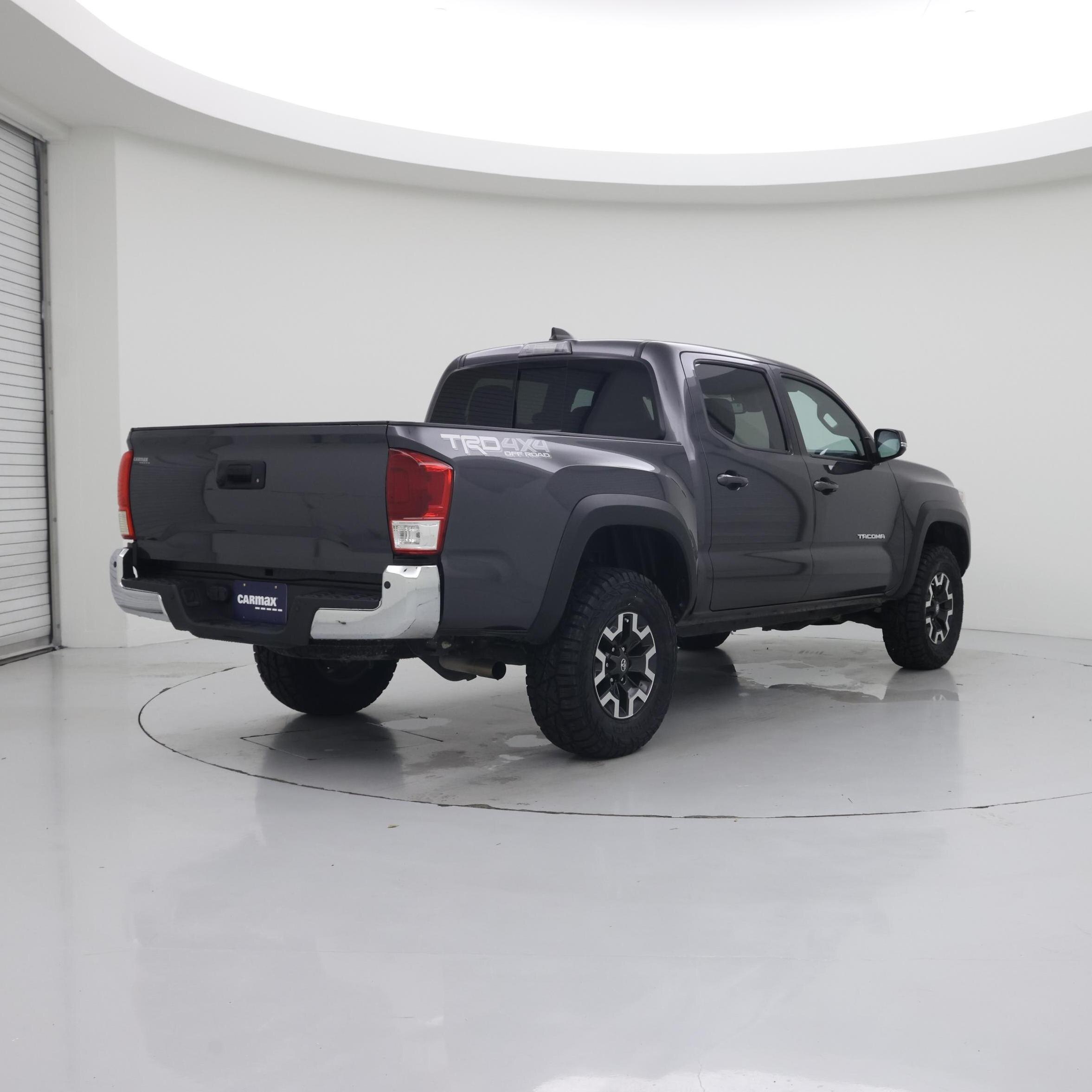 Thumbnail: 2023 Toyota Tacoma - 8
