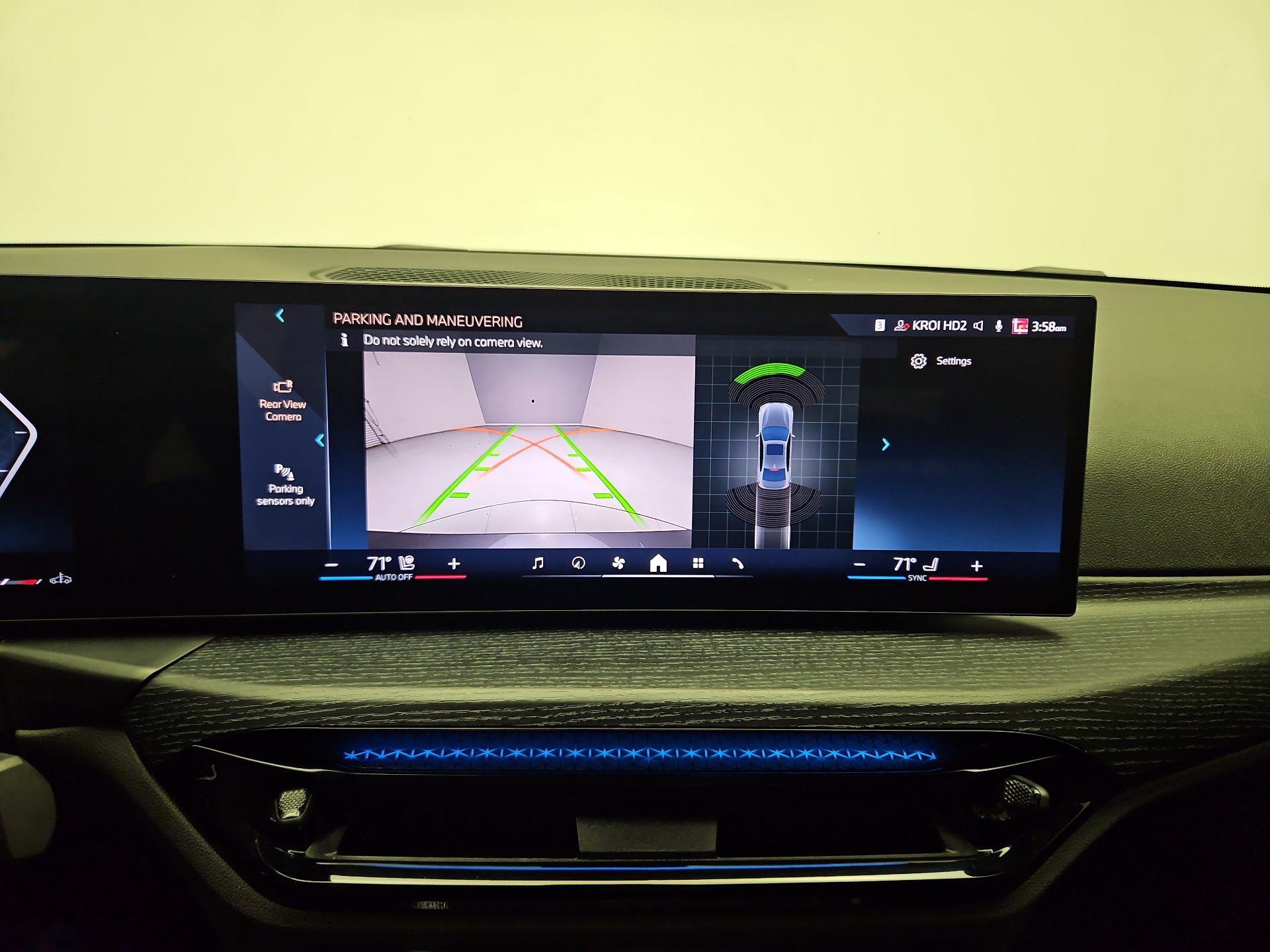 Thumbnail: 2025 BMW 3 Series - 14