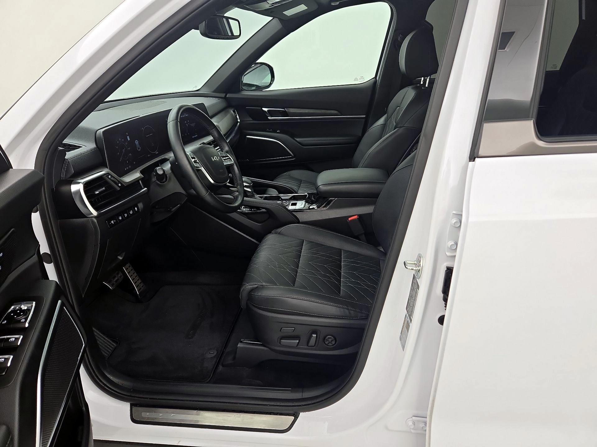 Thumbnail: 2024 Kia Telluride - 11