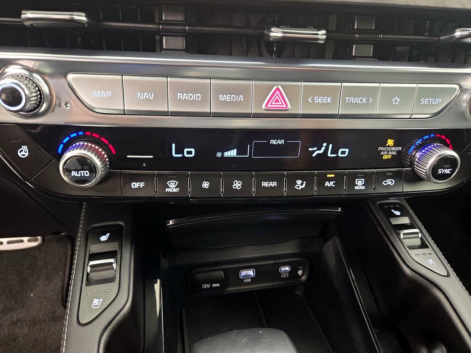 Thumbnail: 2024 Kia Telluride - 17