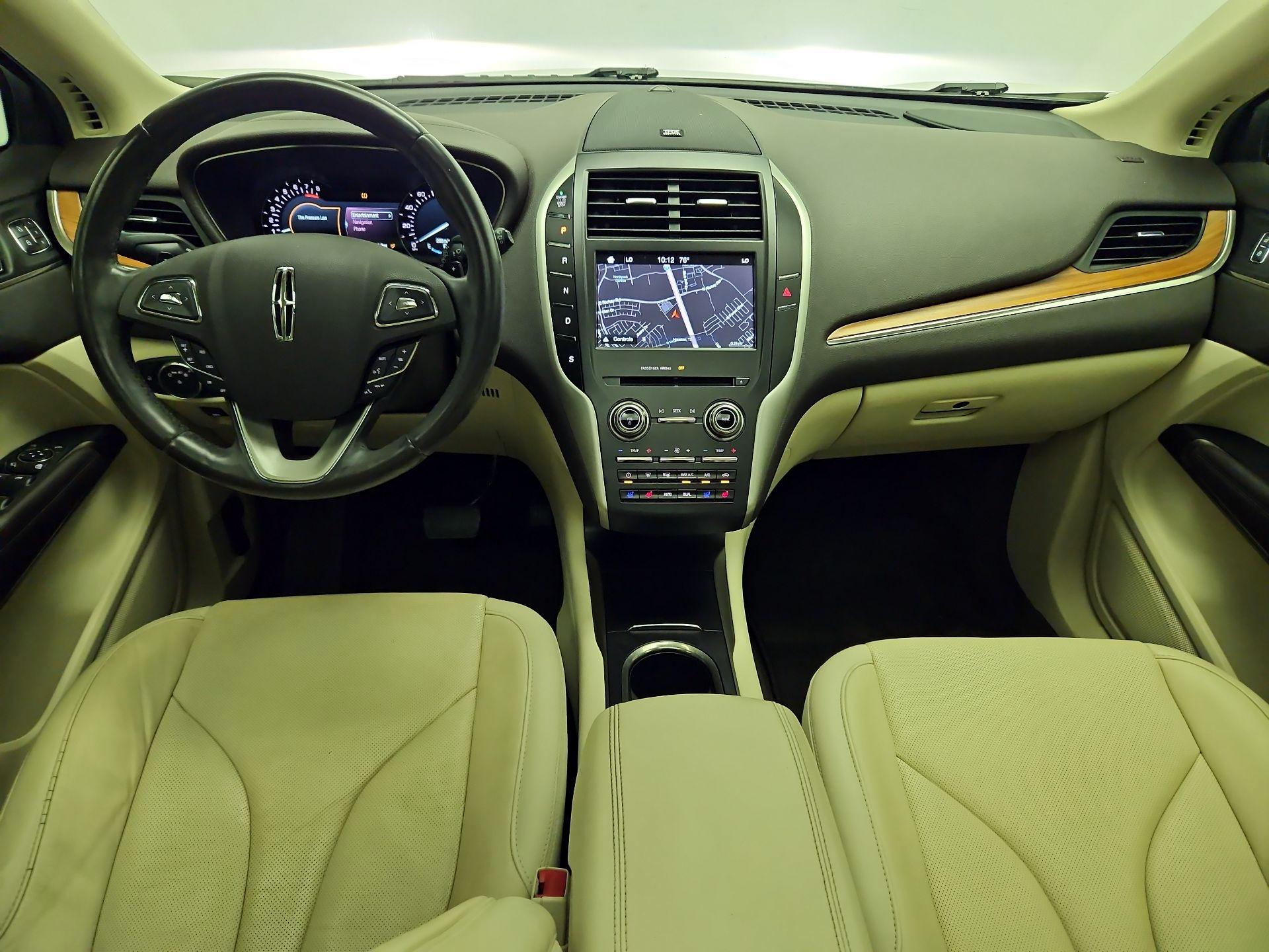 Thumbnail: 2016 Lincoln MKC - 9