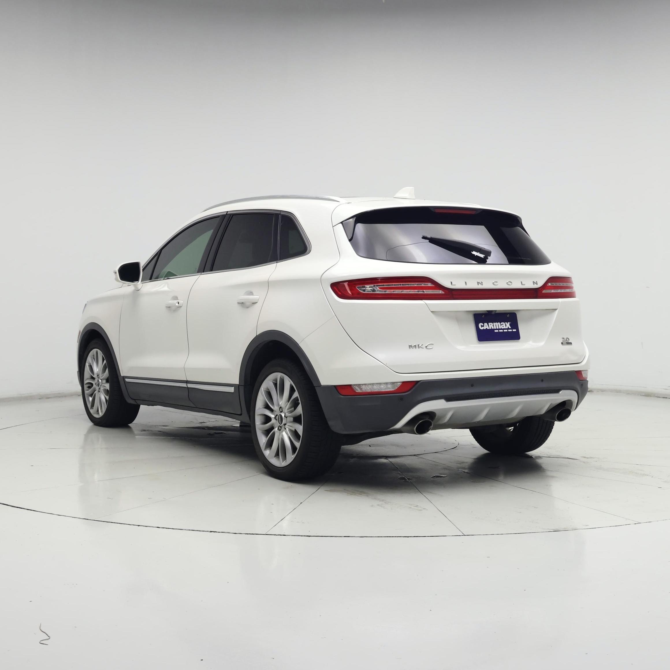 Thumbnail: 2016 Lincoln MKC - 2