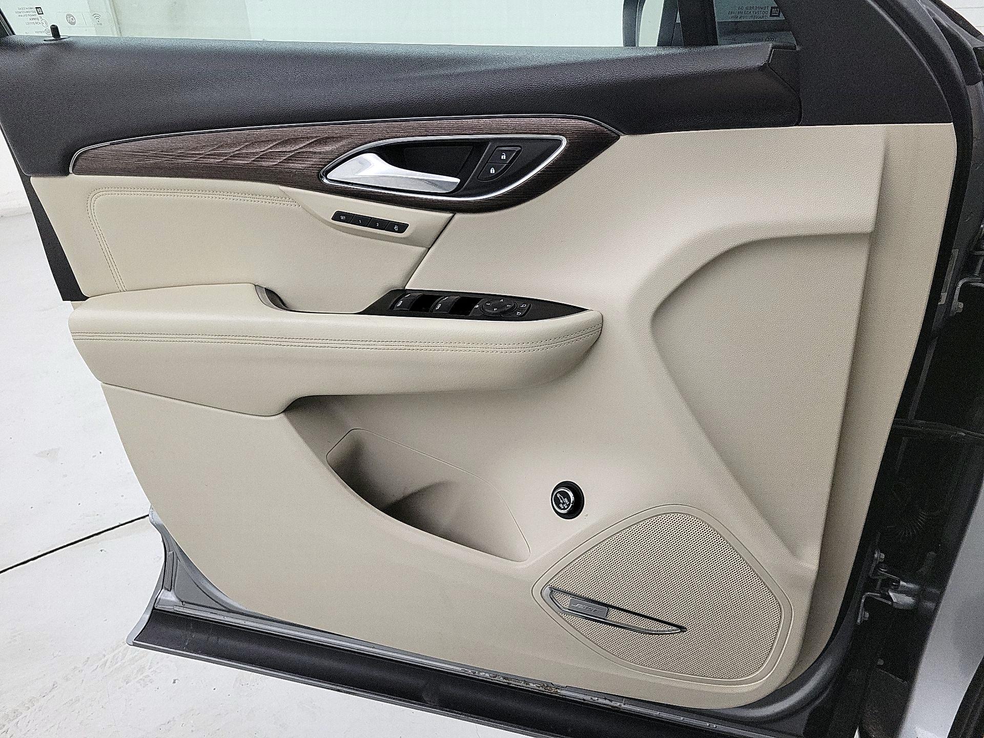 Thumbnail: 2023 Buick Envision - 10
