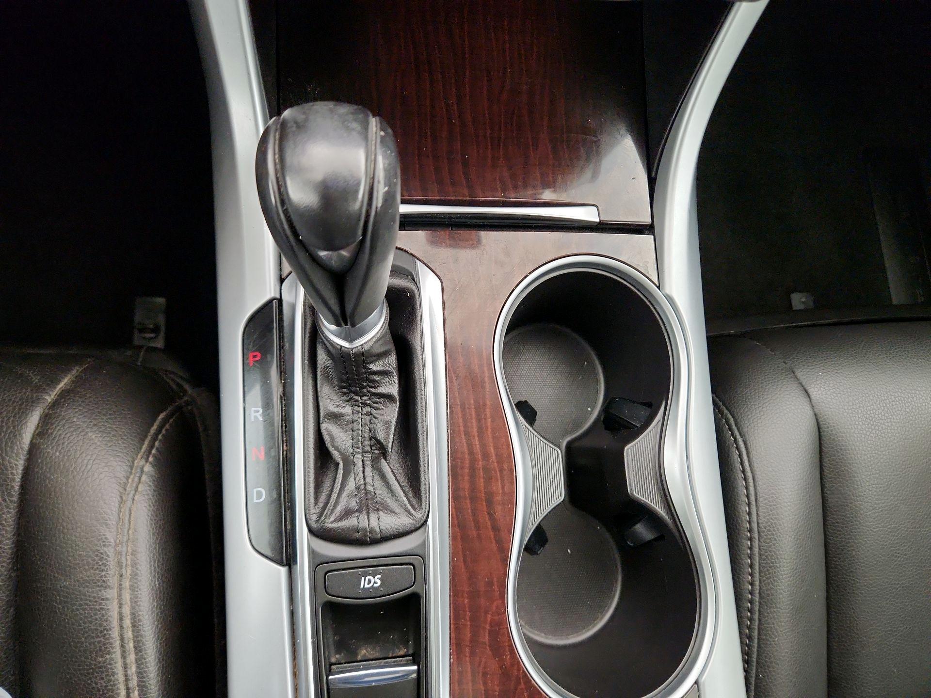 Thumbnail: 2015 Acura TLX - 17