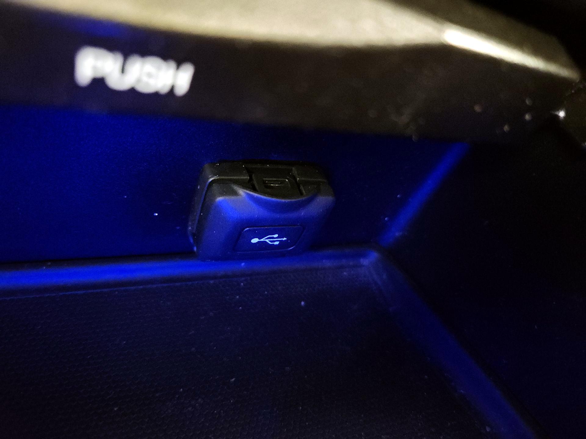 Thumbnail: 2015 Acura TLX - 18