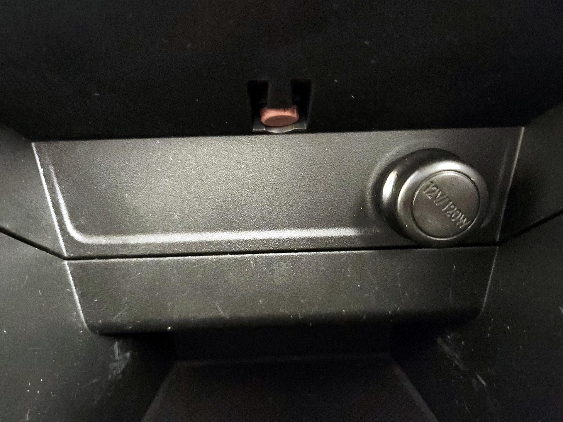 Thumbnail: 2014 Subaru Forester - 18