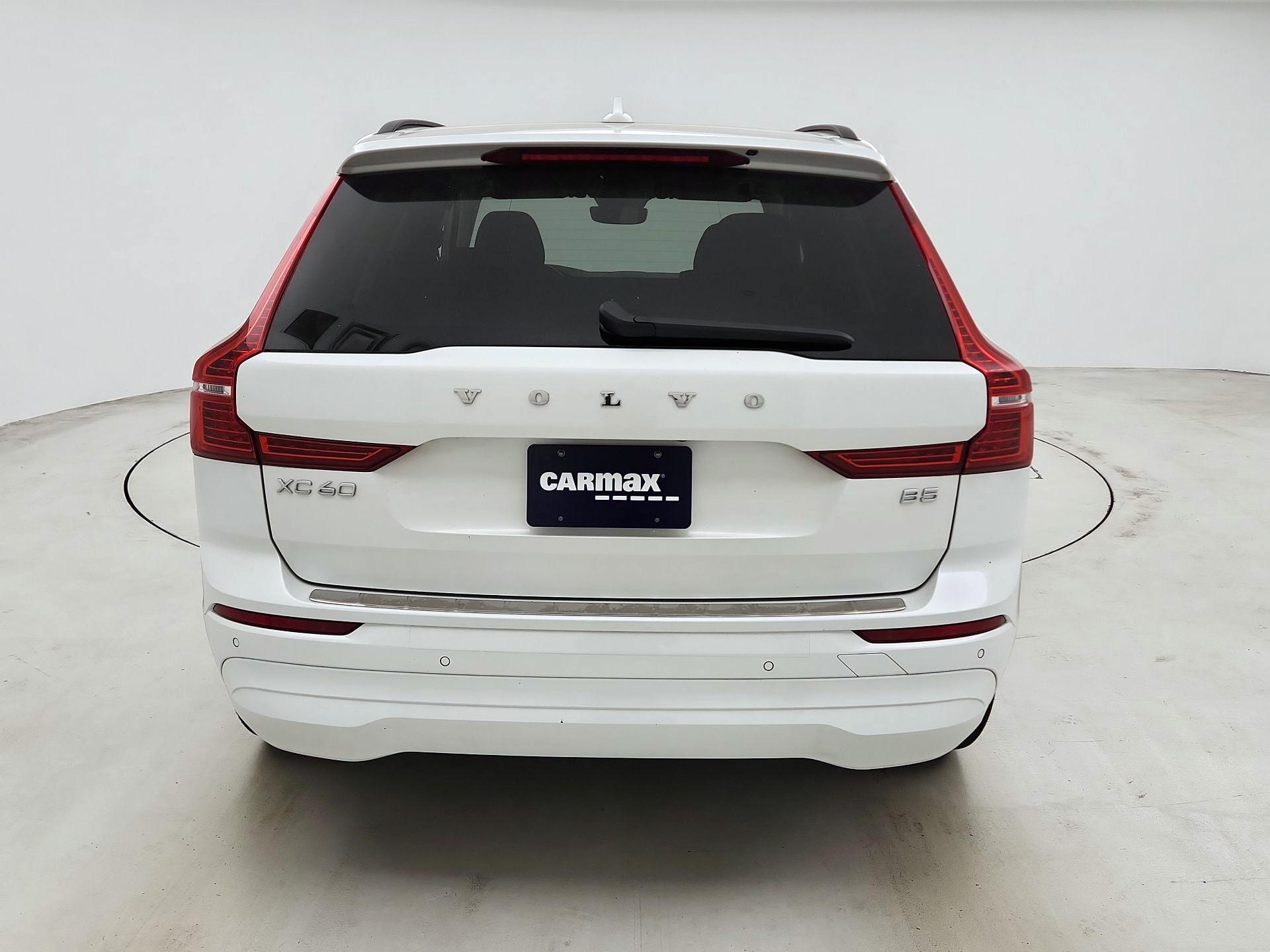 Thumbnail: 2023 Volvo XC60 - 6