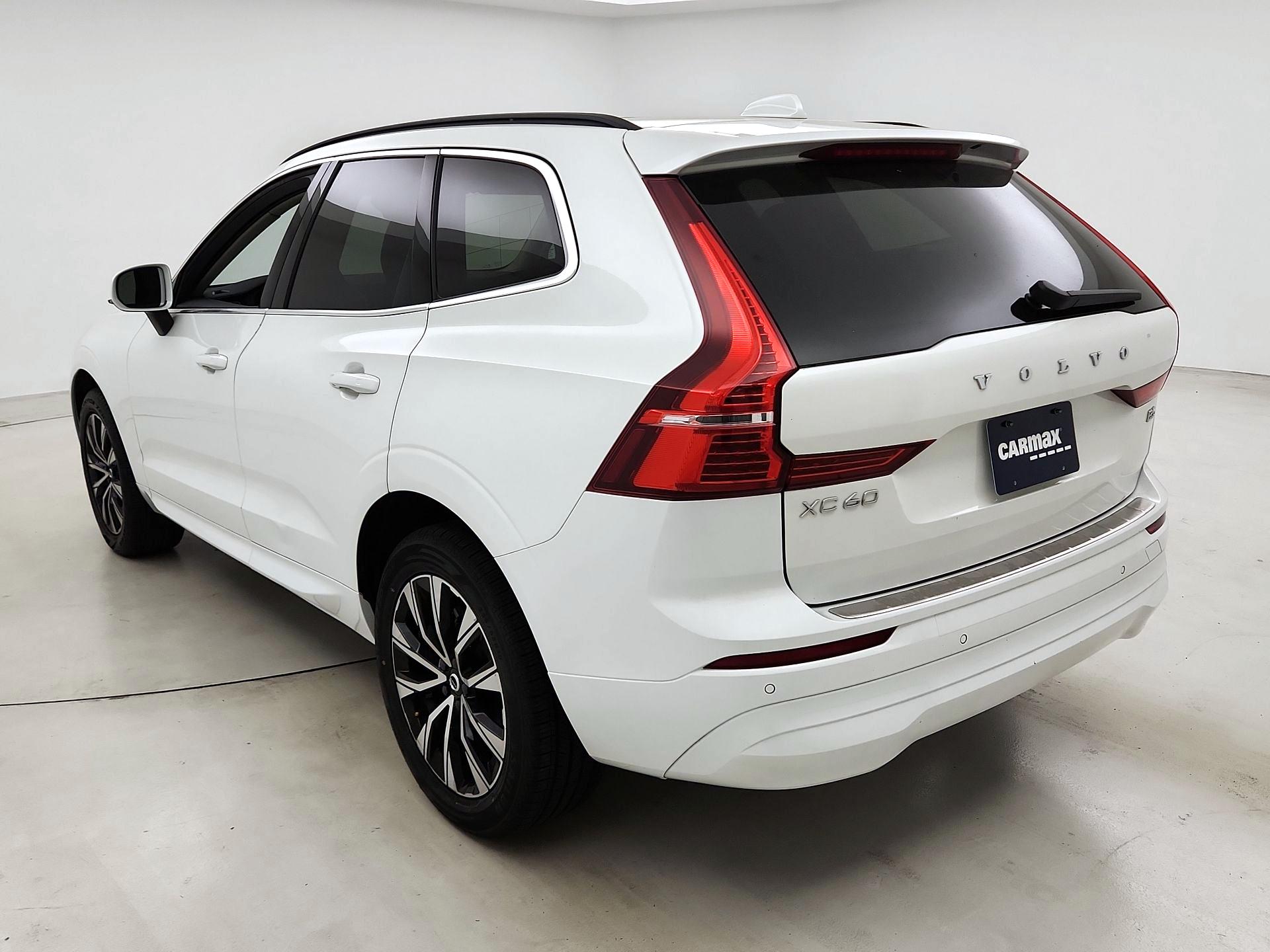 Thumbnail: 2023 Volvo XC60 - 7