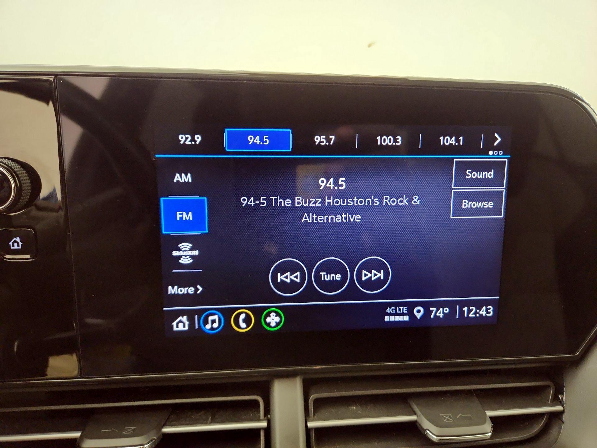 Thumbnail: 2024 Chevrolet Trax - 15