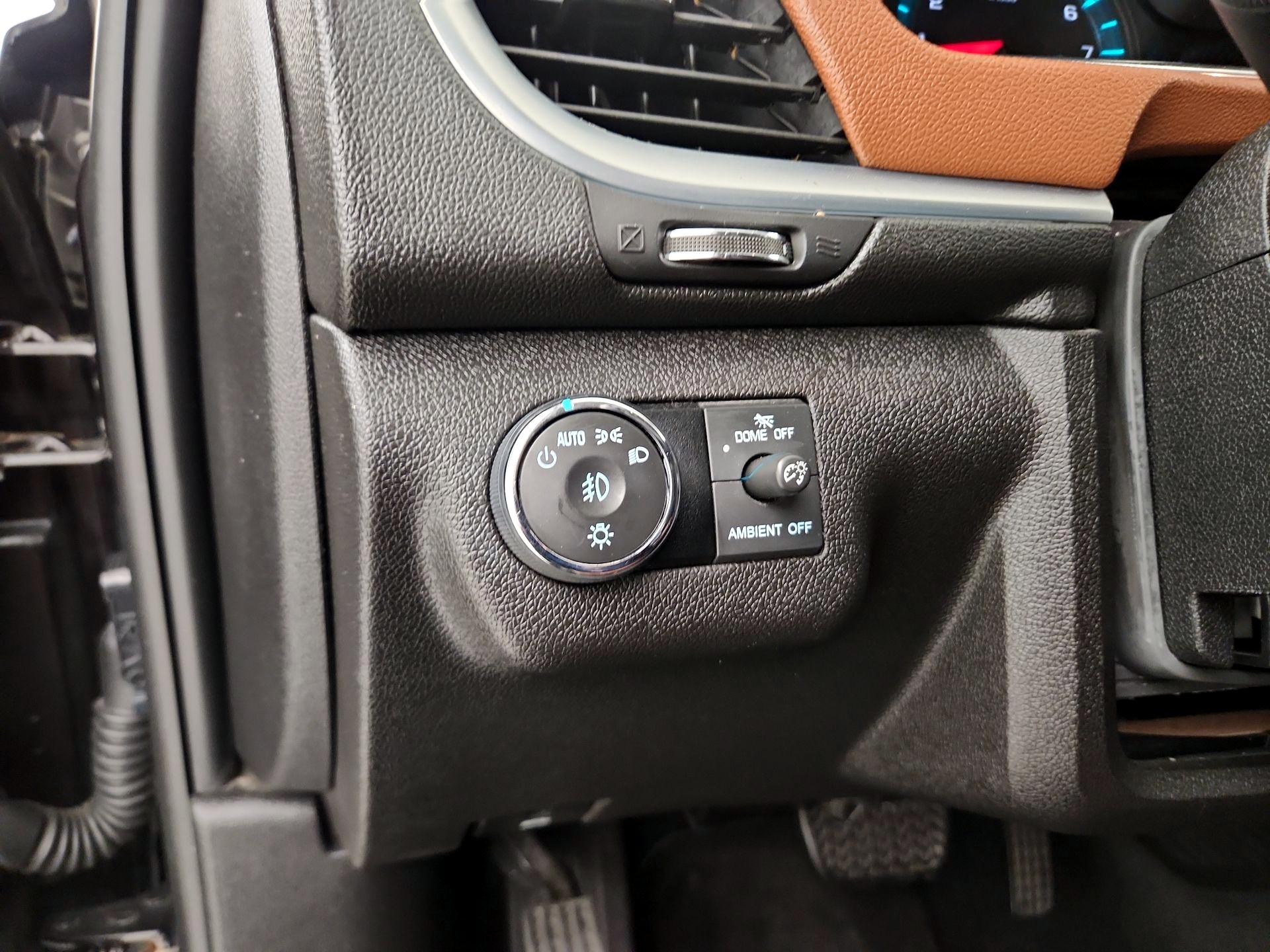 Thumbnail: 2017 Chevrolet Traverse - 11