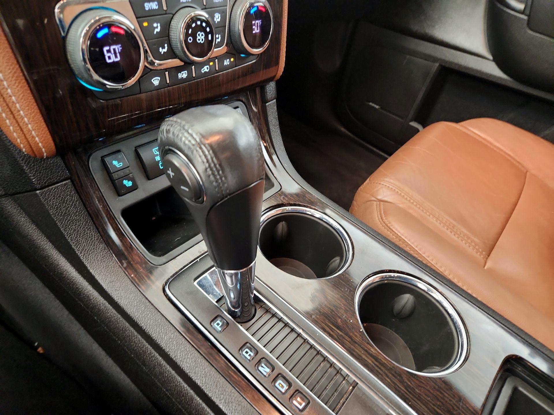 Thumbnail: 2017 Chevrolet Traverse - 15