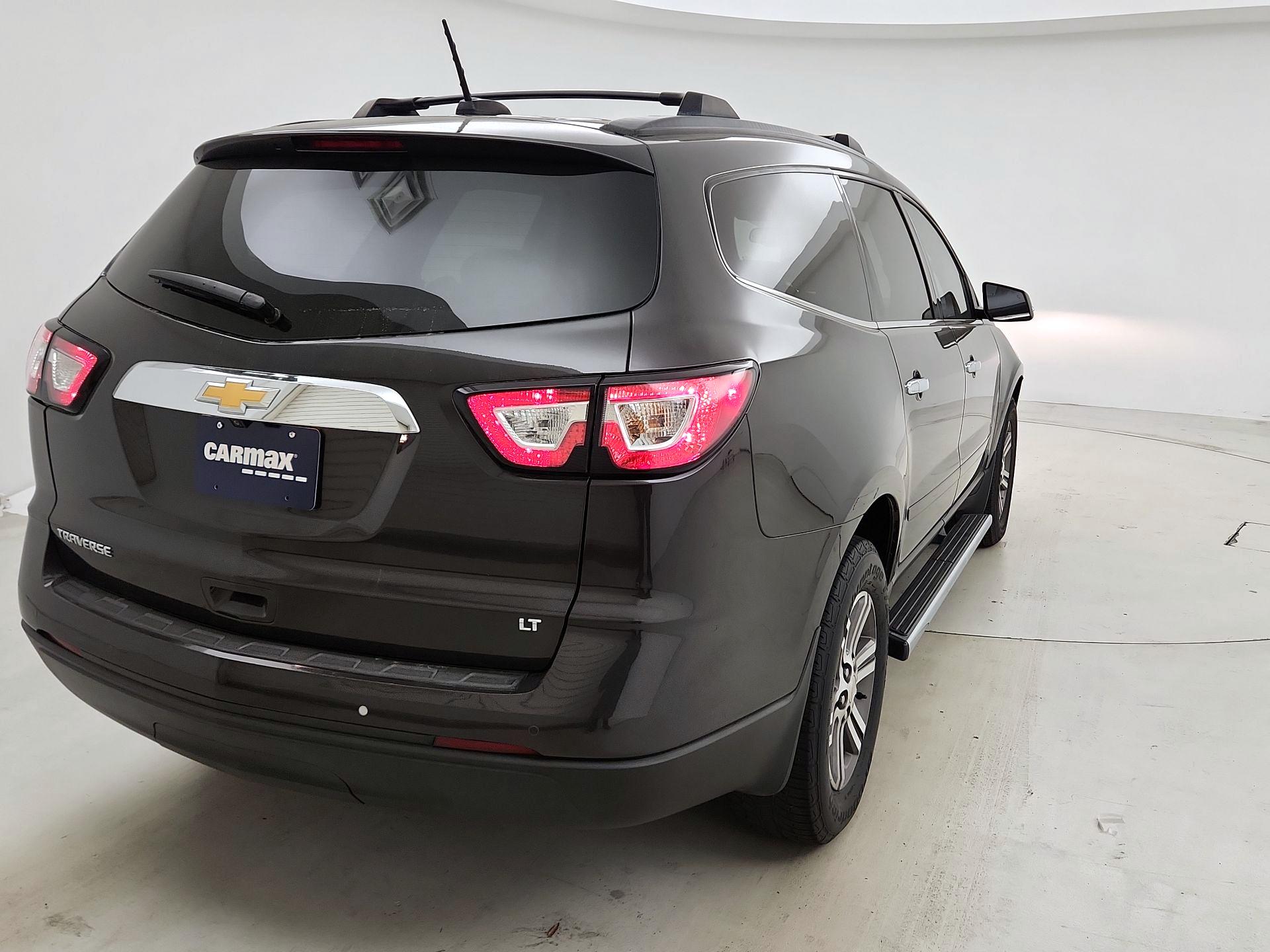 Thumbnail: 2017 Chevrolet Traverse - 5