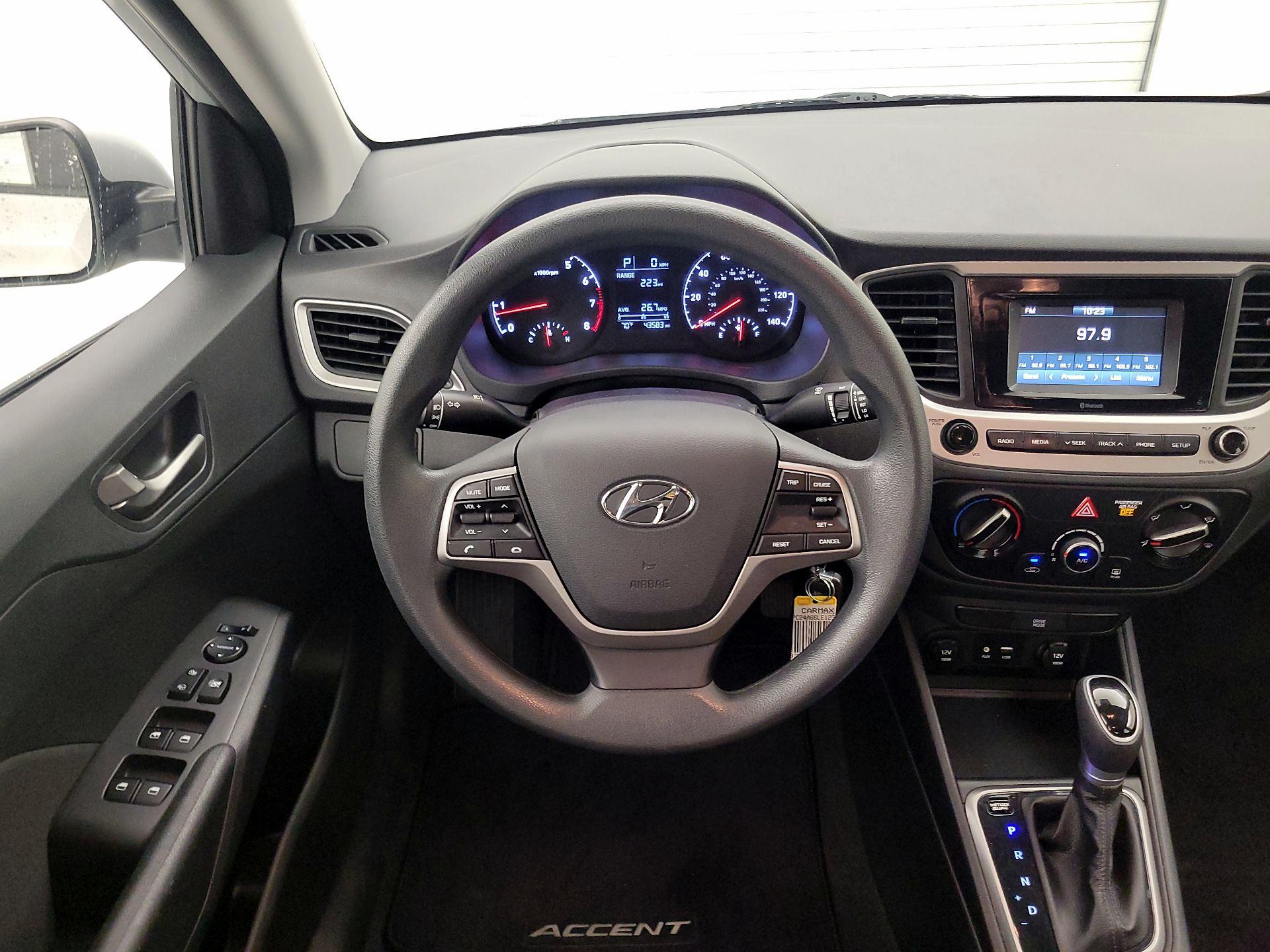Thumbnail: 2020 Hyundai Accent - 10
