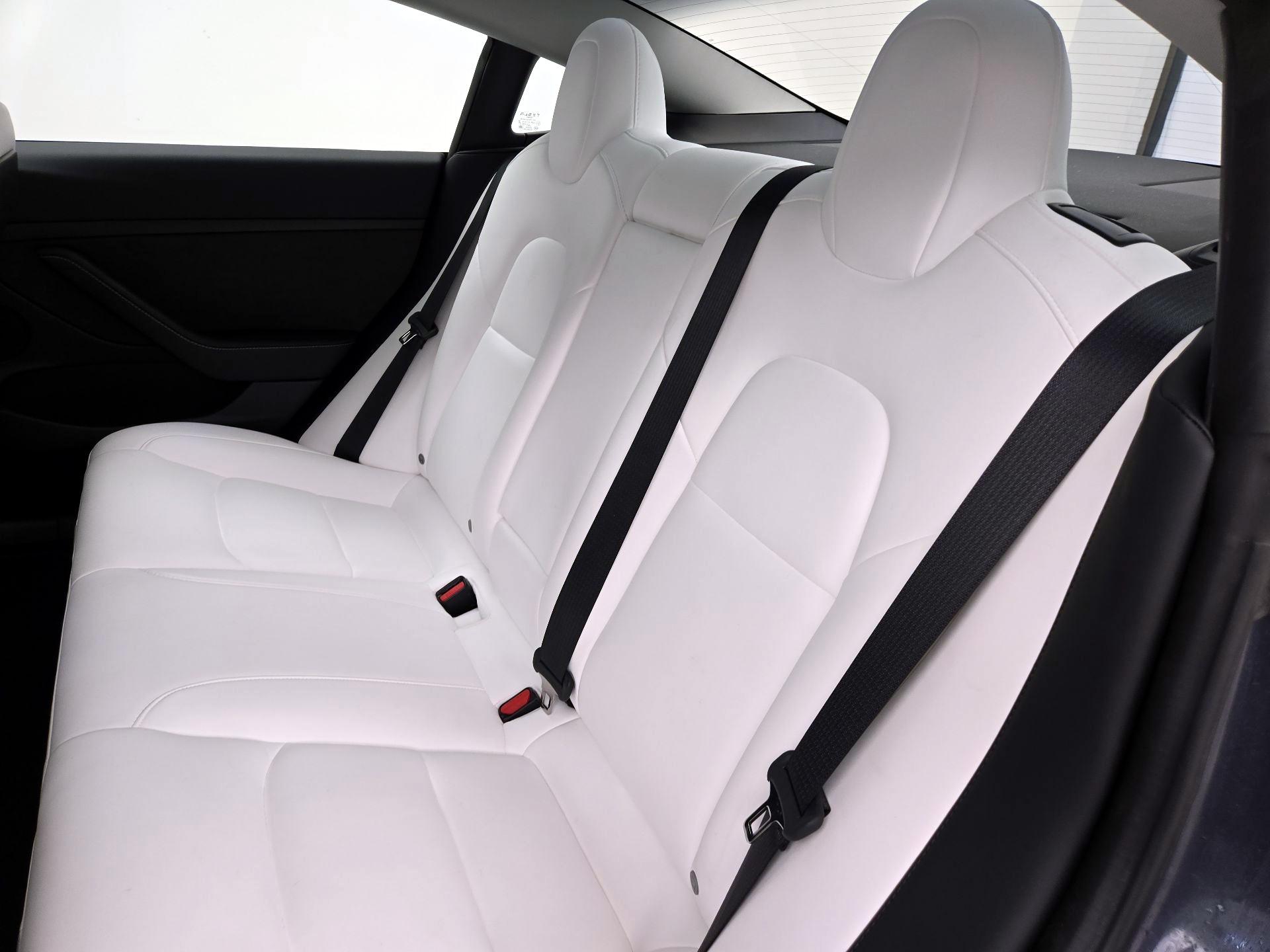 Thumbnail: 2023 Tesla Model 3 - 19