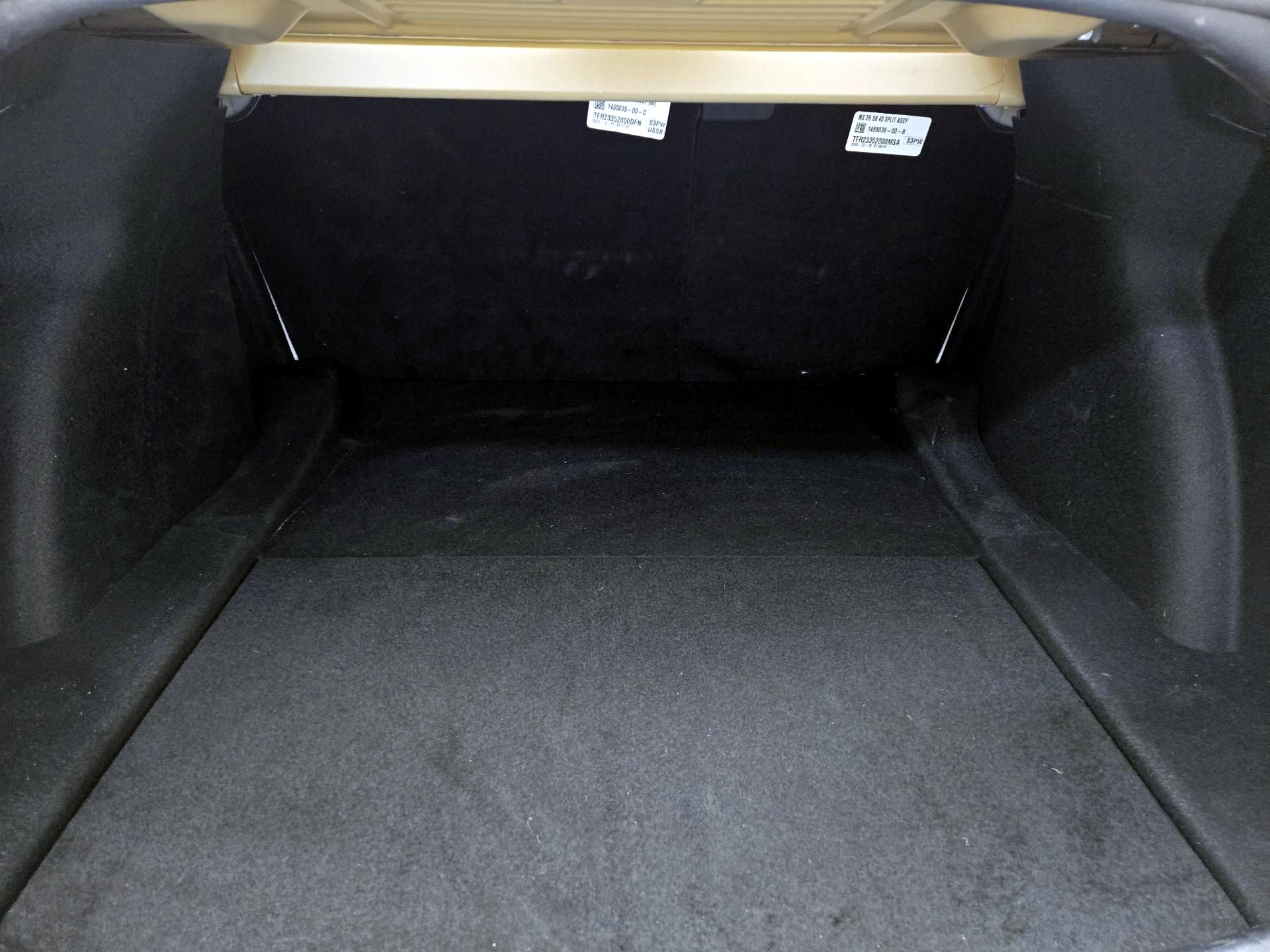 Thumbnail: 2023 Tesla Model 3 - 20