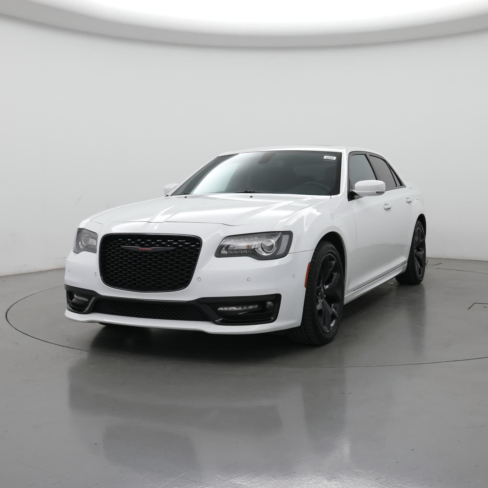 Thumbnail: 2022 Chrysler 300 - 4
