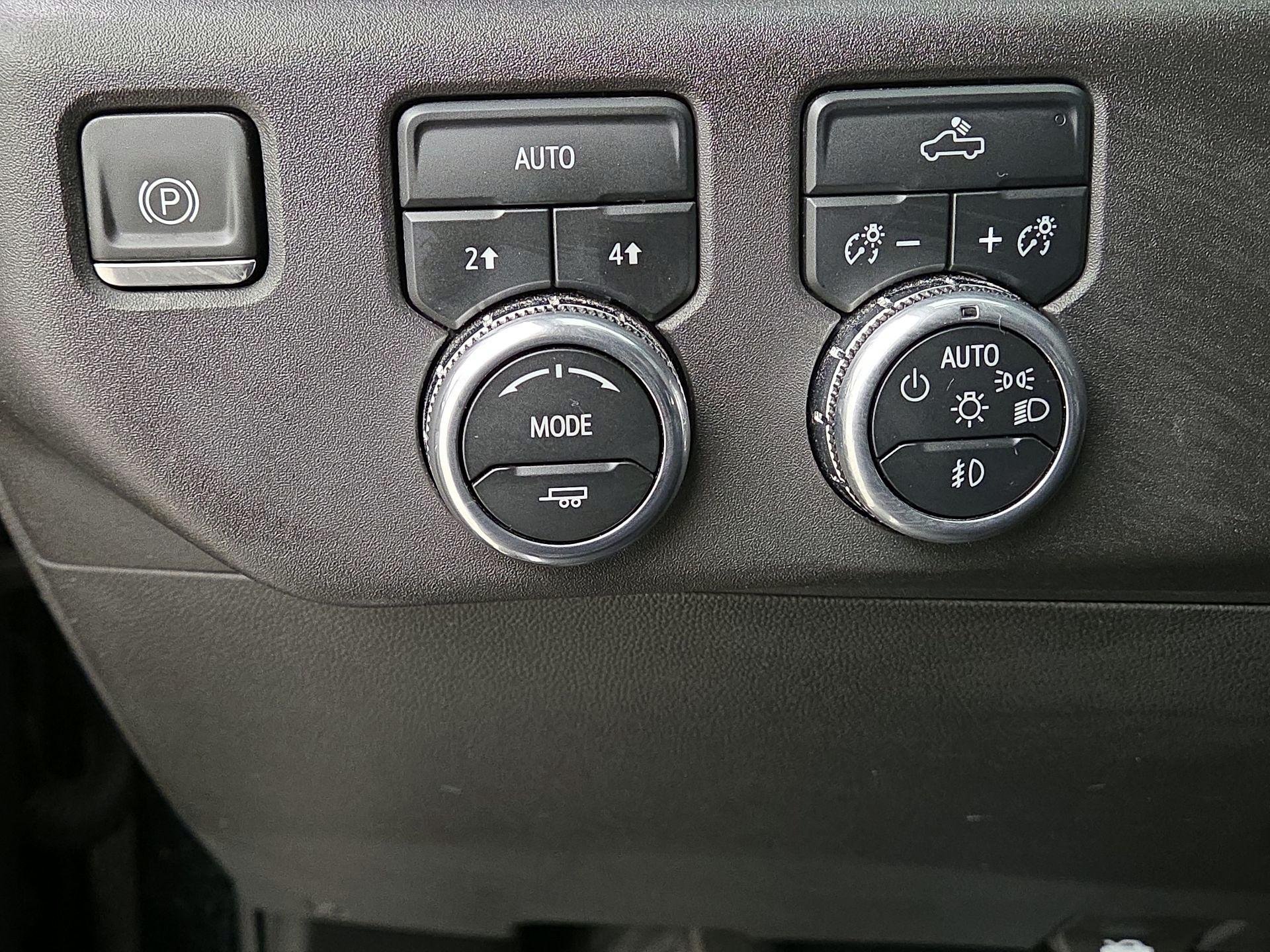 Thumbnail: 2024 GMC Sierra 1500 - 13