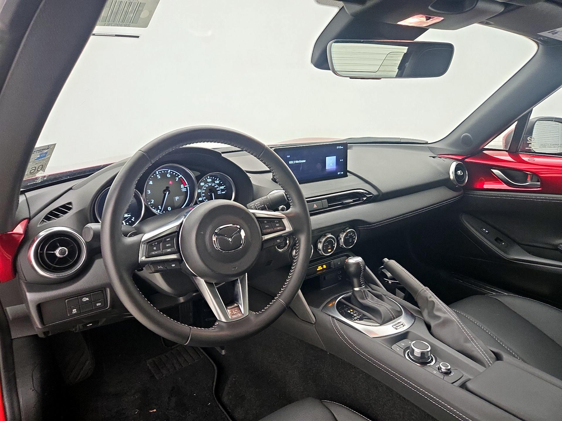 Thumbnail: 2025 Mazda MX-5 Miata - 9