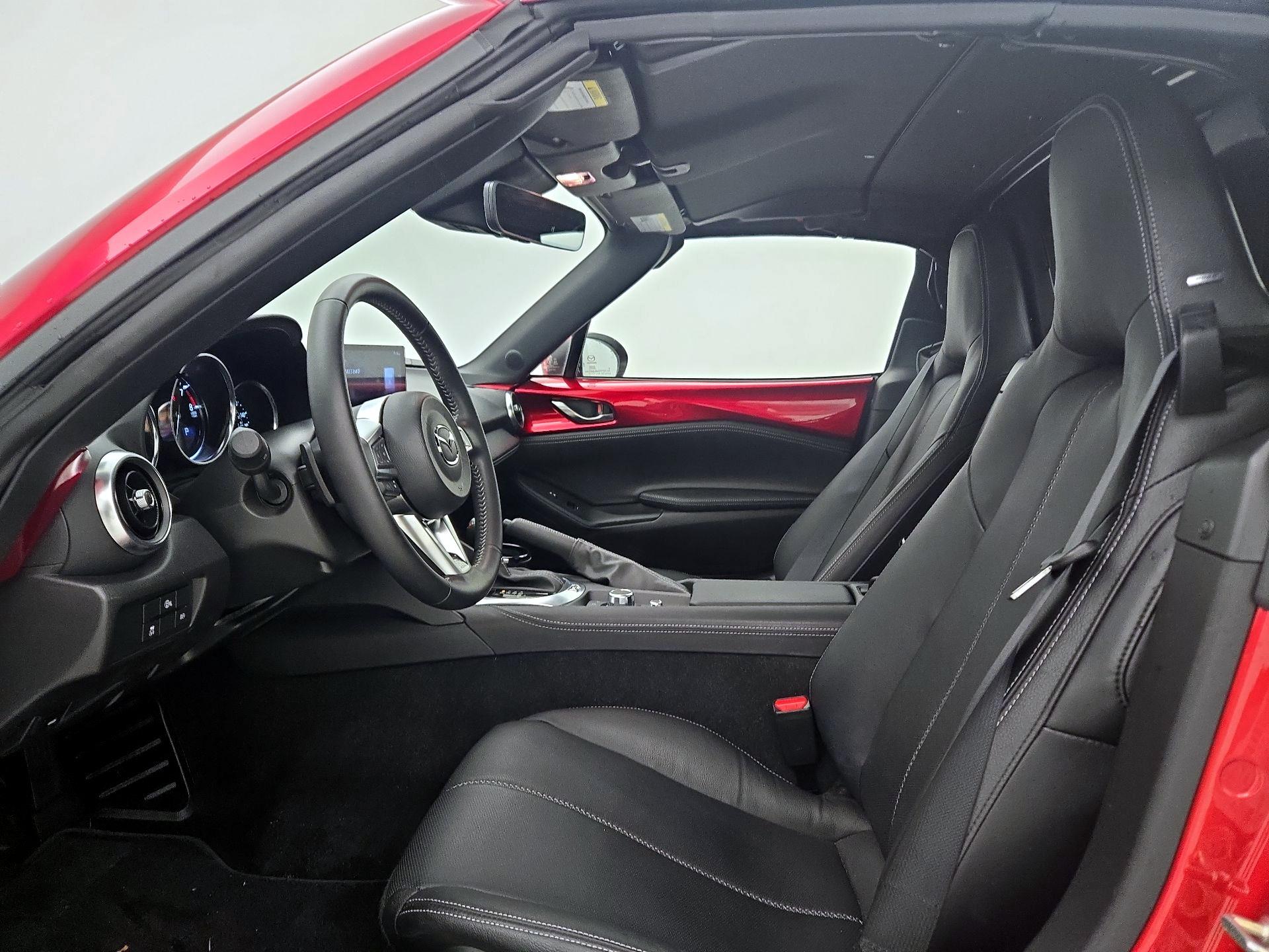 Thumbnail: 2025 Mazda MX-5 Miata - 11