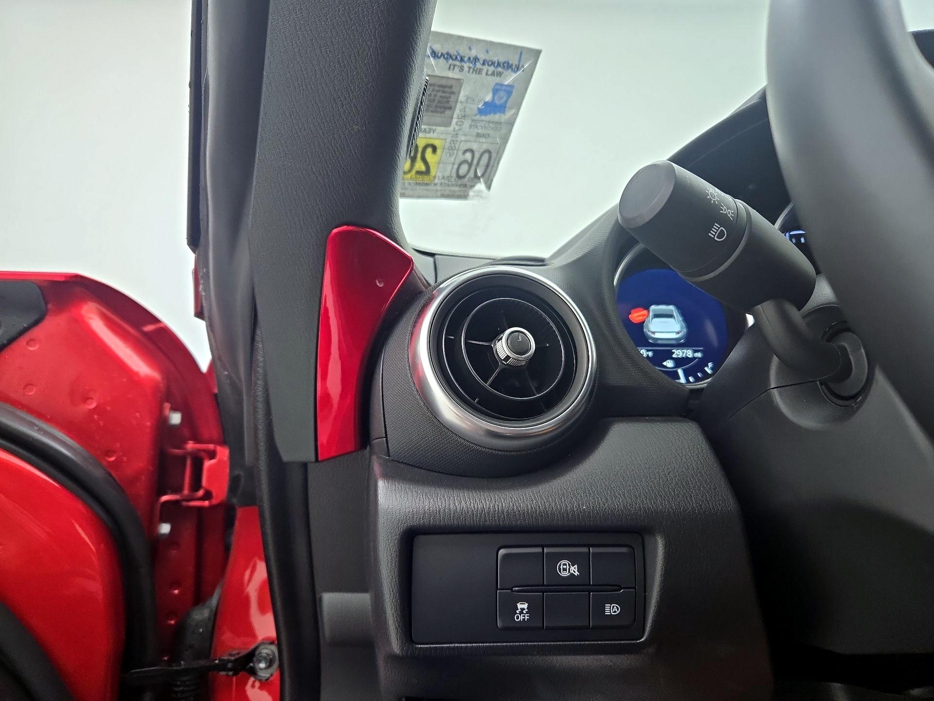 Thumbnail: 2025 Mazda MX-5 Miata - 13