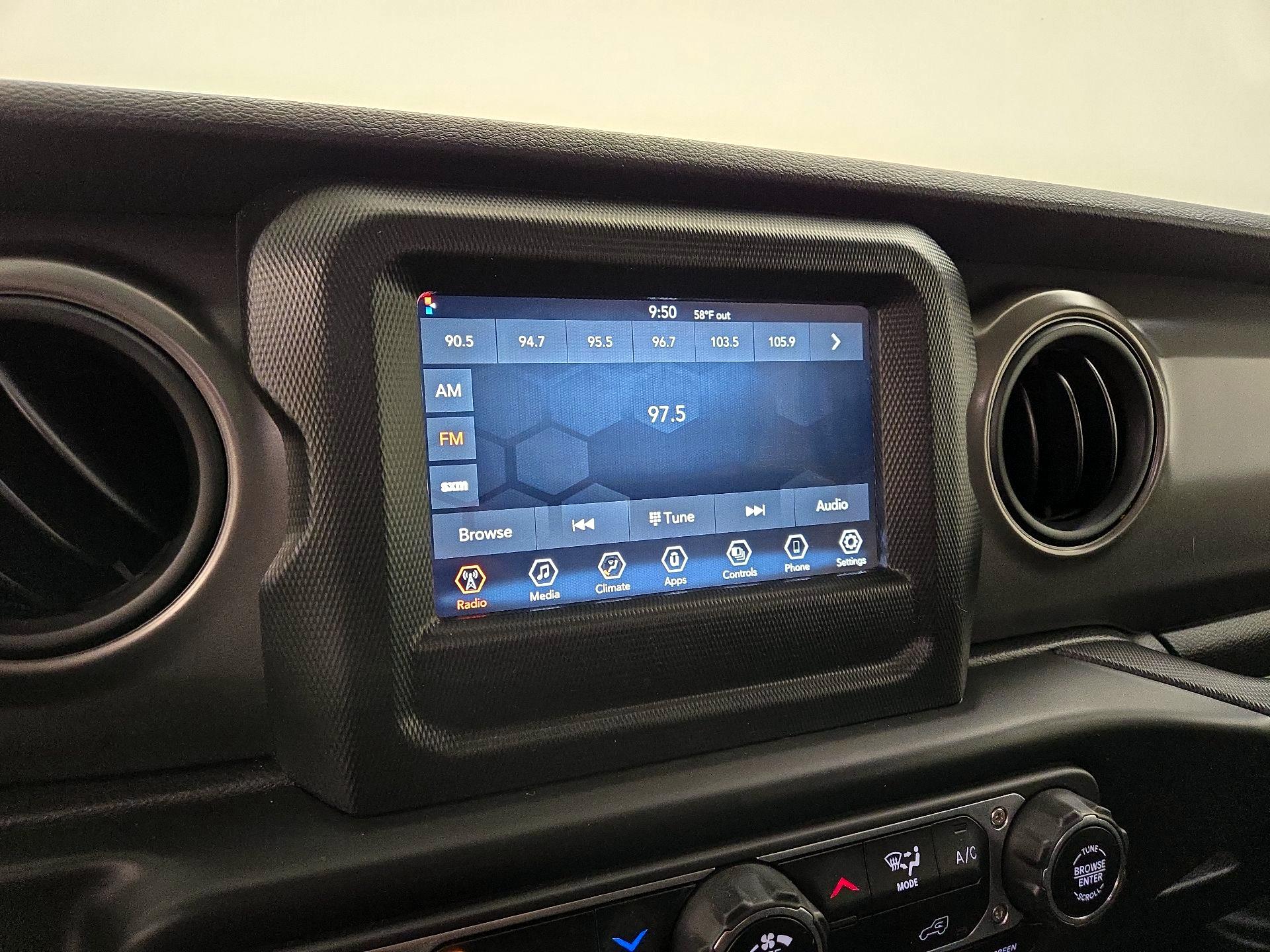 Thumbnail: 2022 Jeep Gladiator - 15