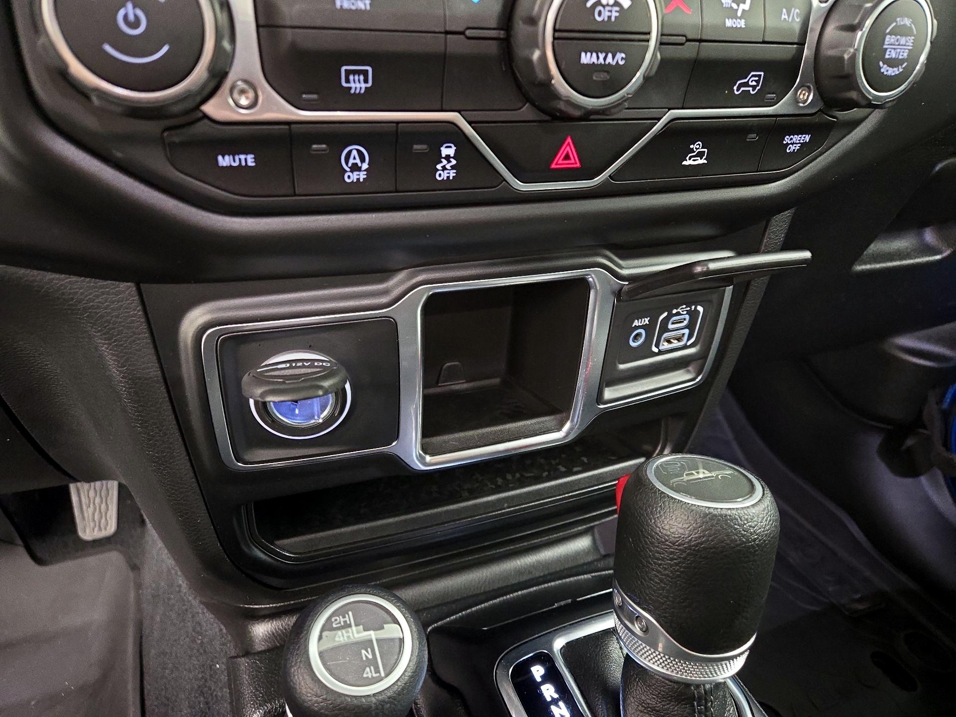 Thumbnail: 2022 Jeep Gladiator - 18