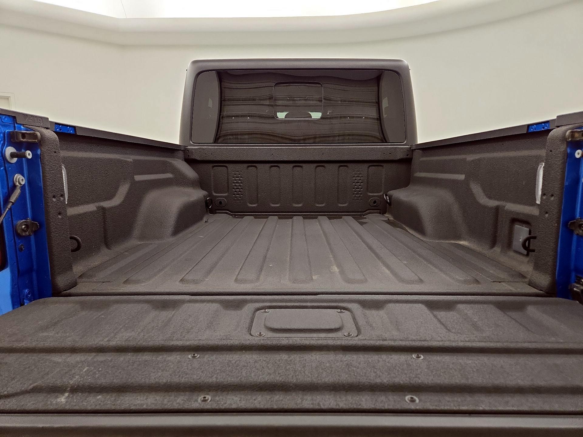 Thumbnail: 2022 Jeep Gladiator - 20