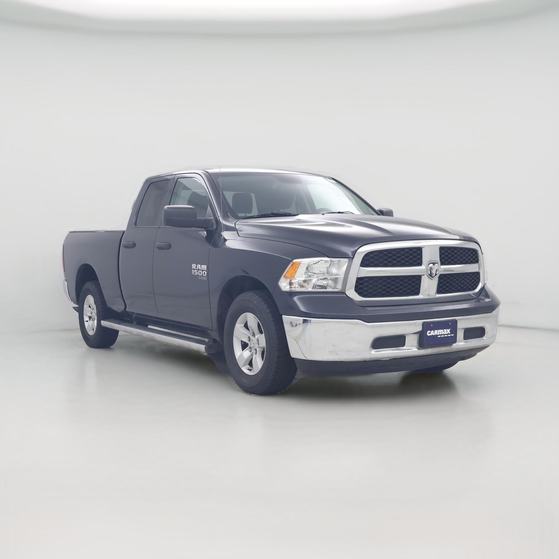 Thumbnail: 2019 RAM 1500 Classic - 1
