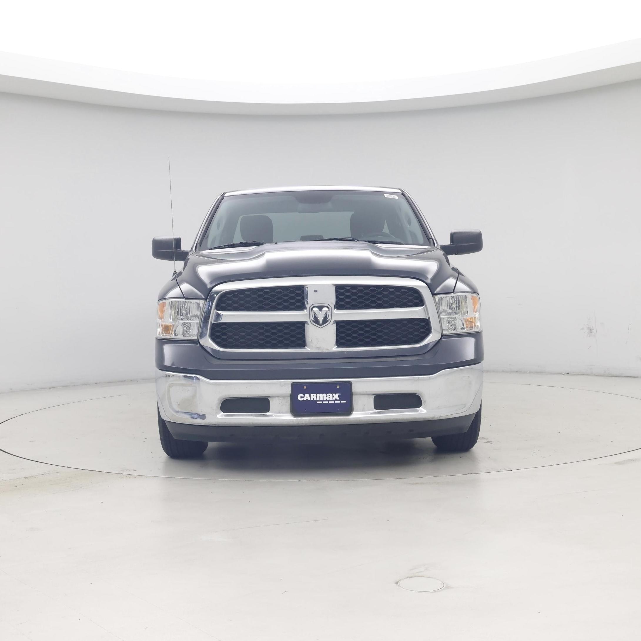 Thumbnail: 2019 RAM 1500 Classic - 5