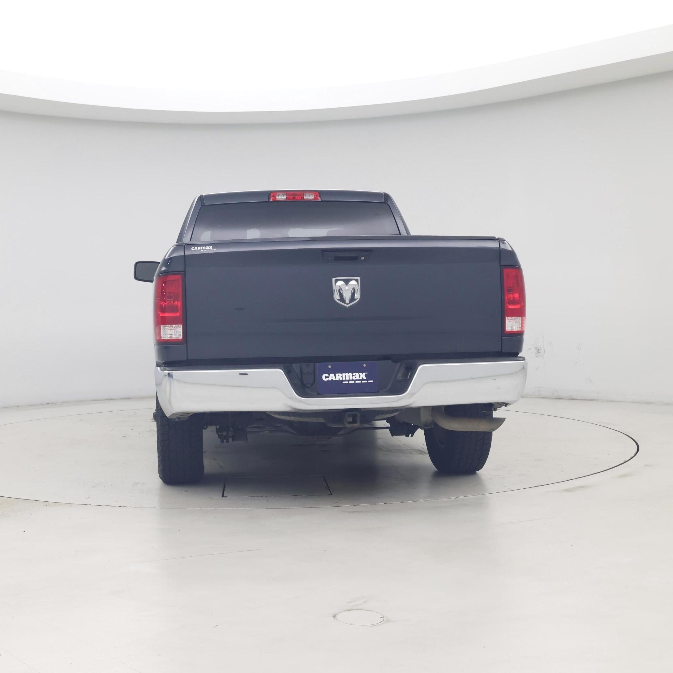 Thumbnail: 2019 RAM 1500 Classic - 6