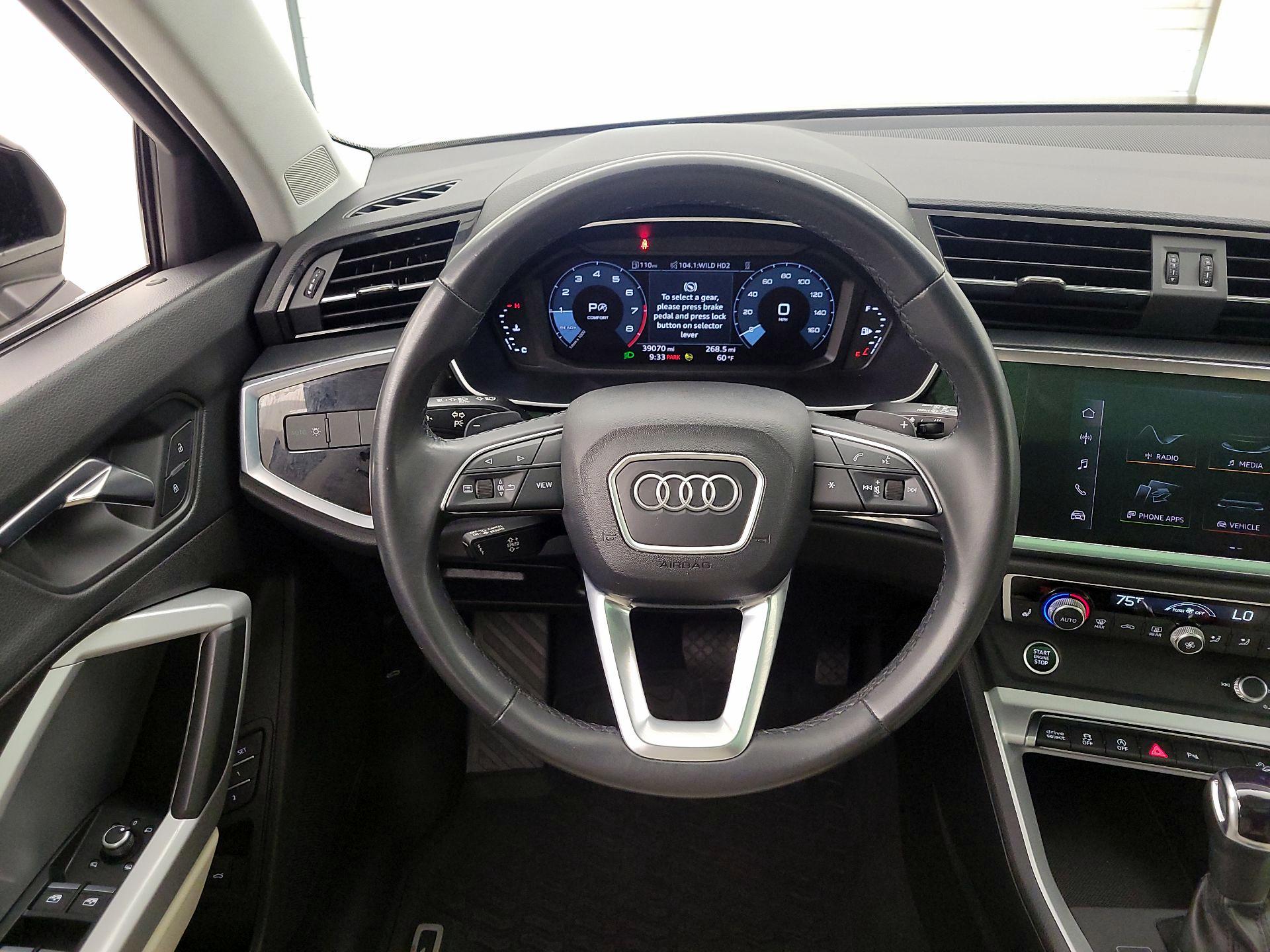 Thumbnail: 2022 Audi Q3 - 10