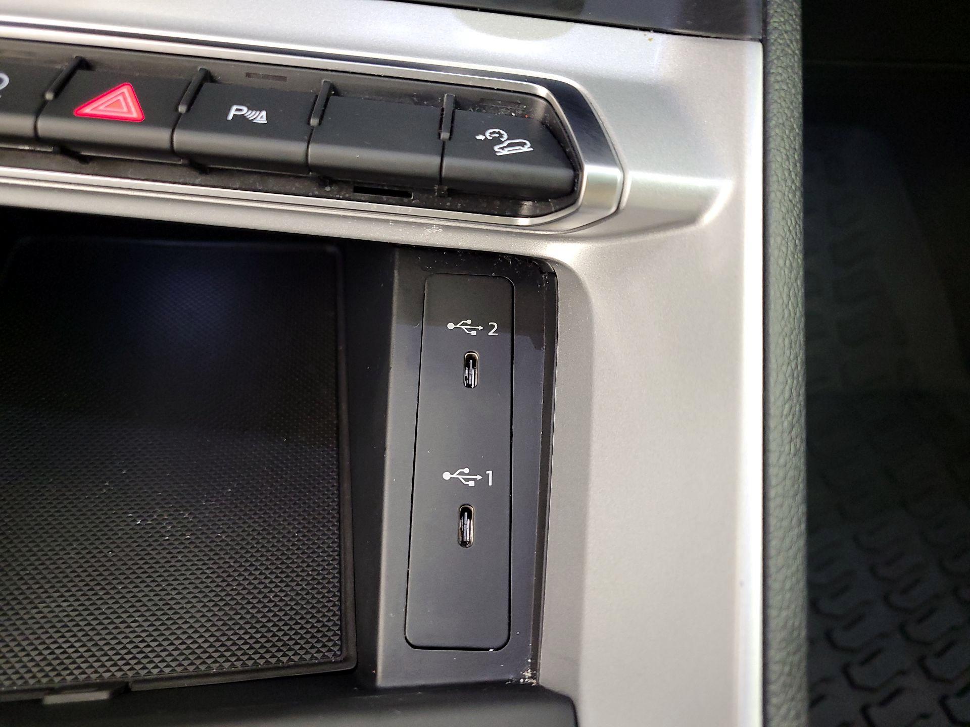 Thumbnail: 2022 Audi Q3 - 18