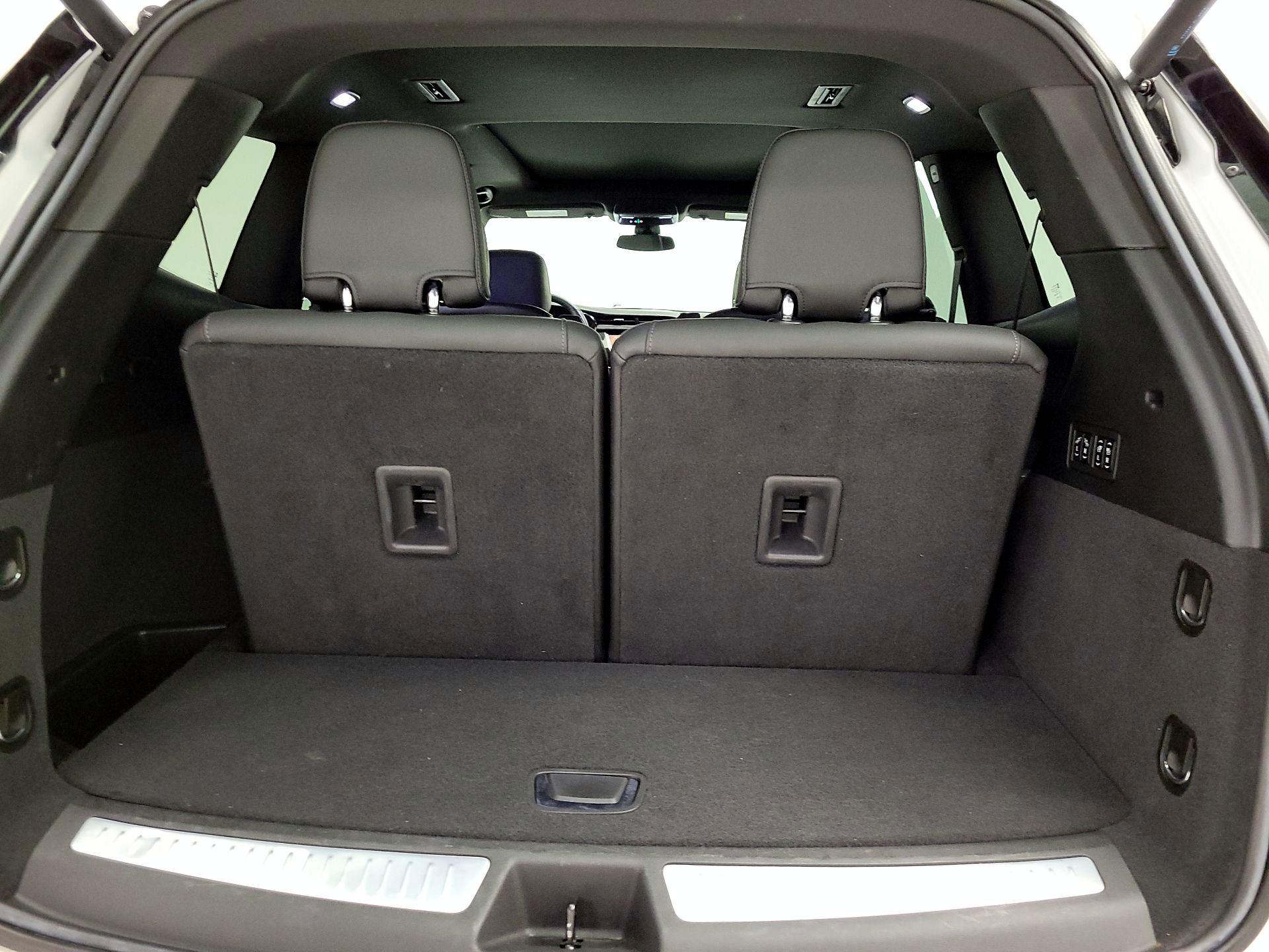 Thumbnail: 2022 Cadillac XT6 - 20