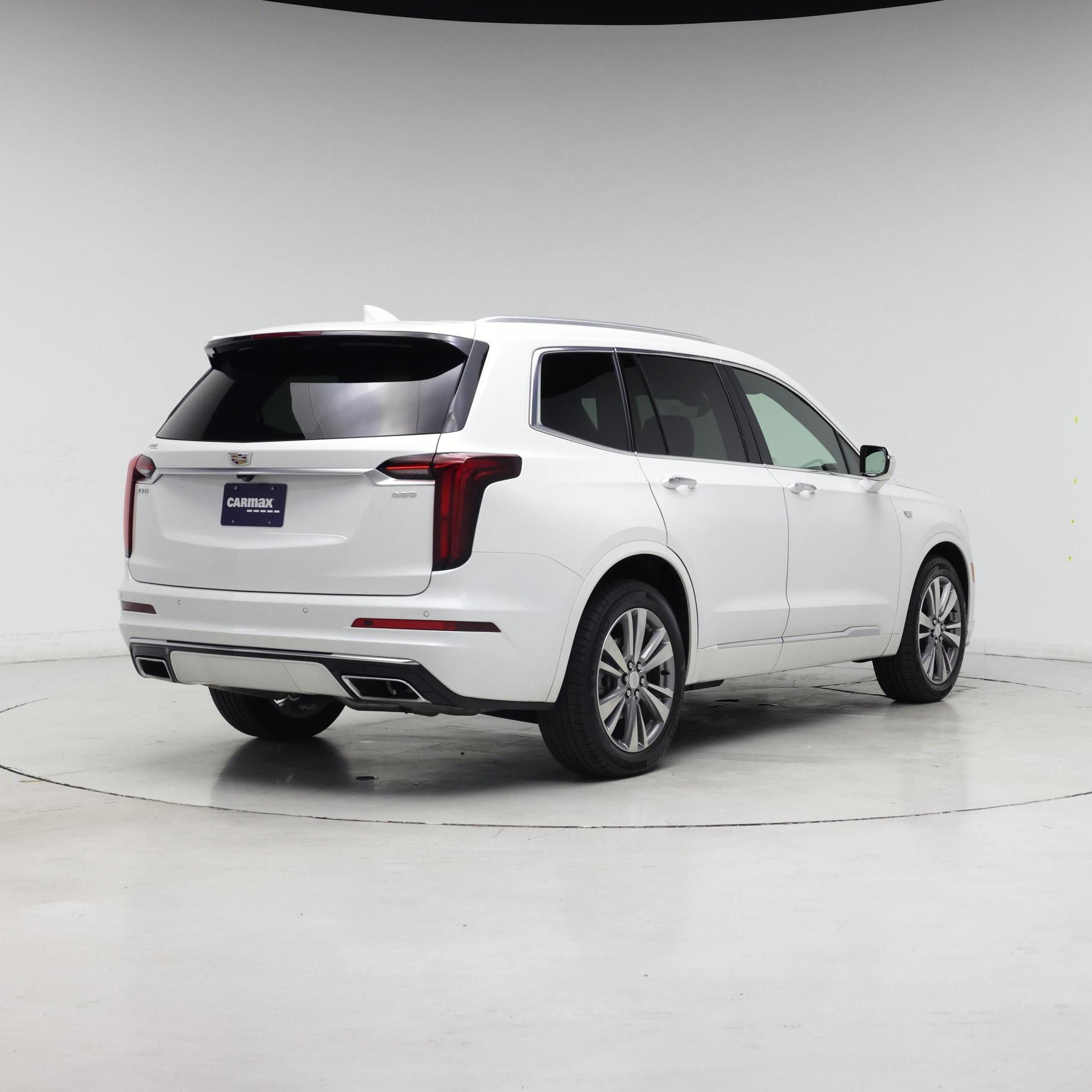 Thumbnail: 2022 Cadillac XT6 - 8