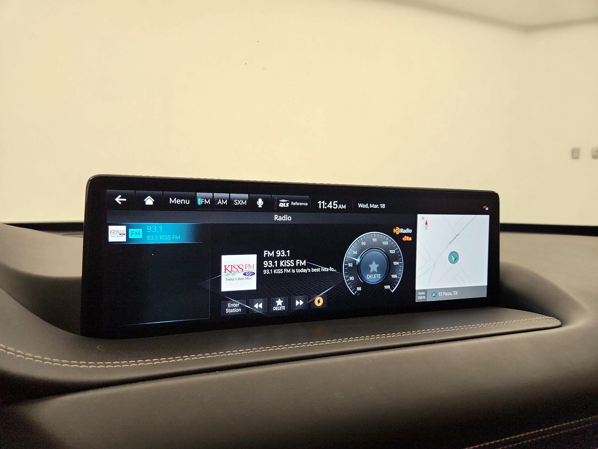 Thumbnail: 2023 Genesis GV80 - 16