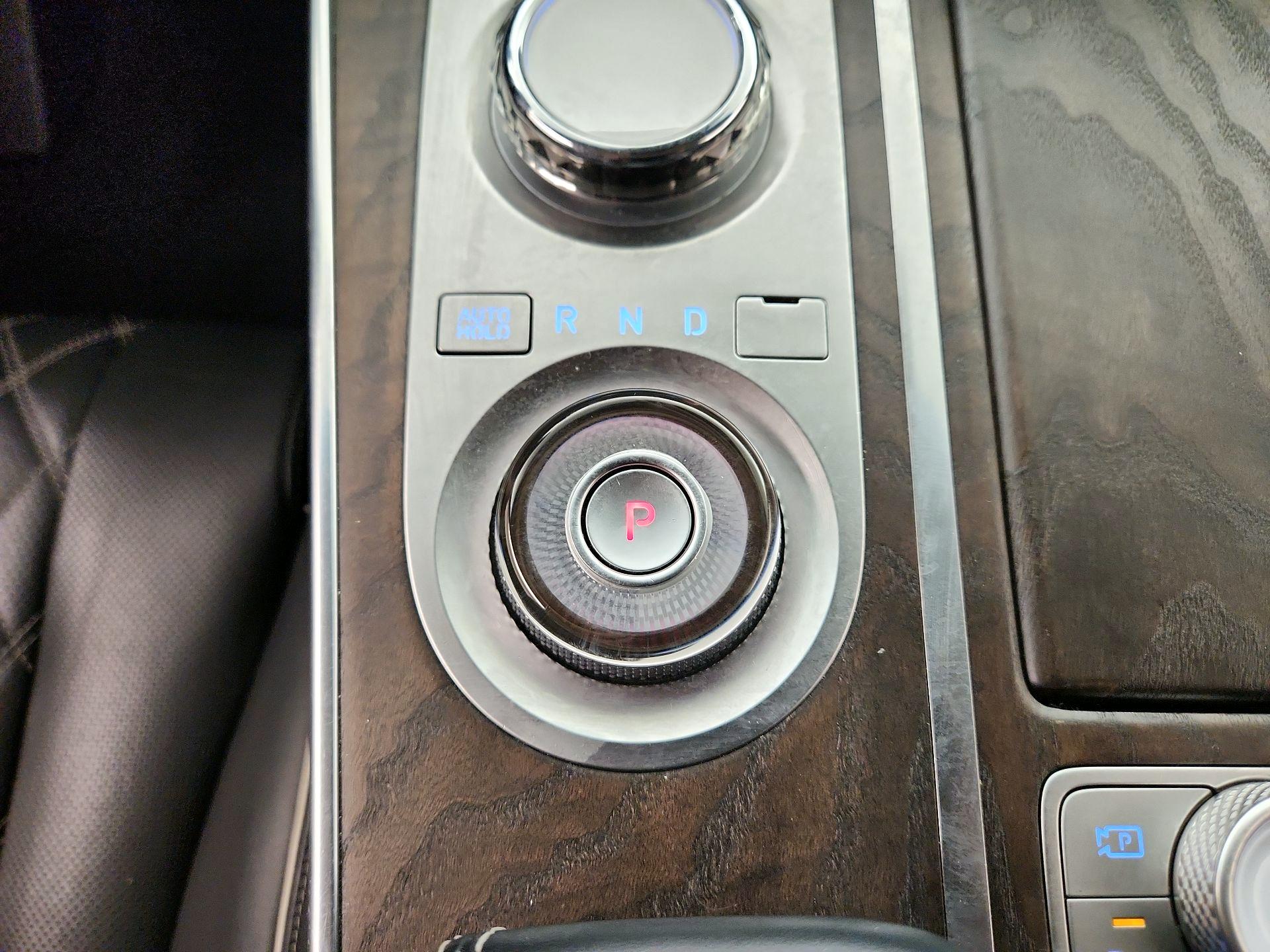 Thumbnail: 2023 Genesis GV80 - 18