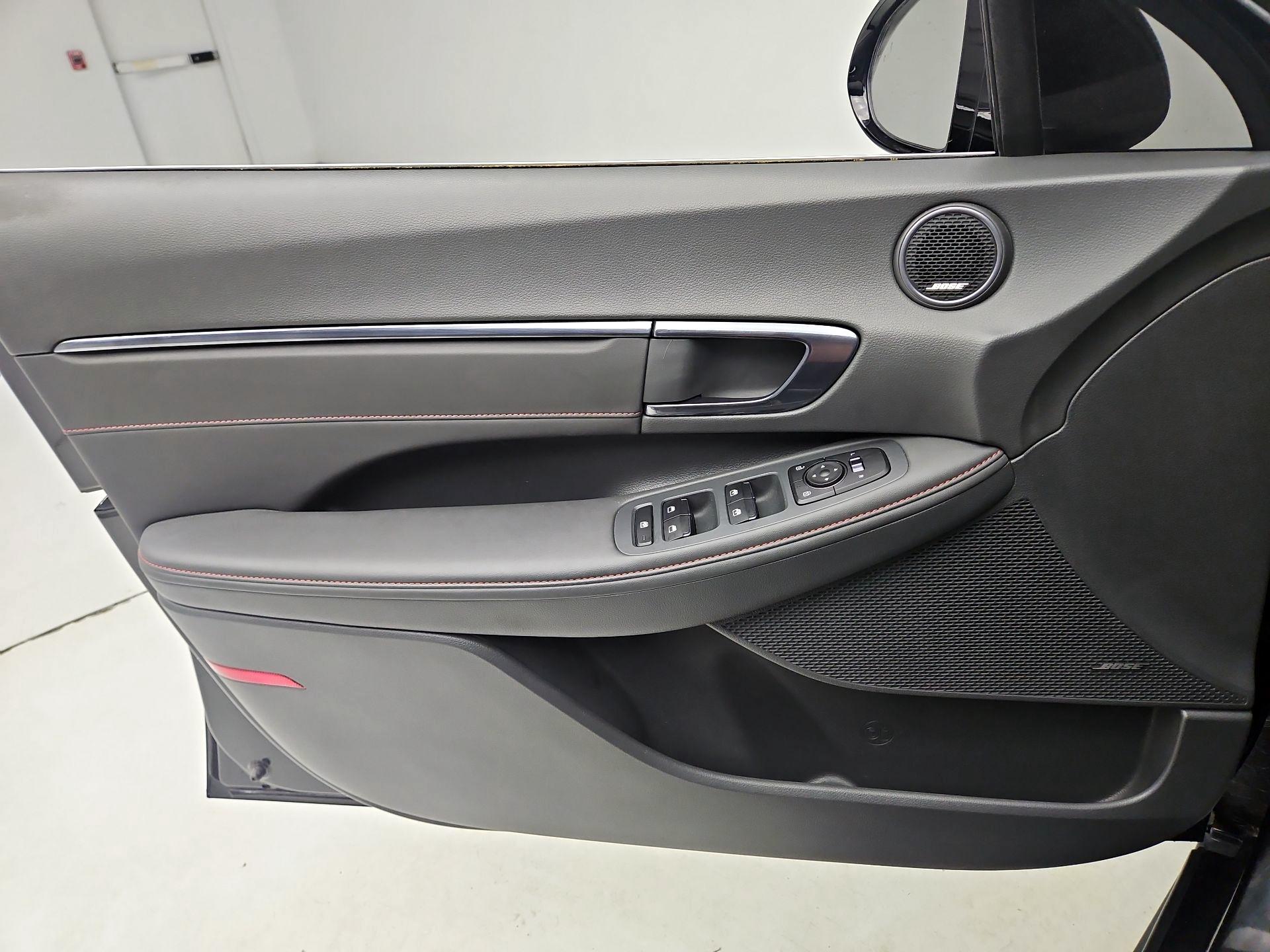 Thumbnail: 2022 Hyundai Sonata - 12